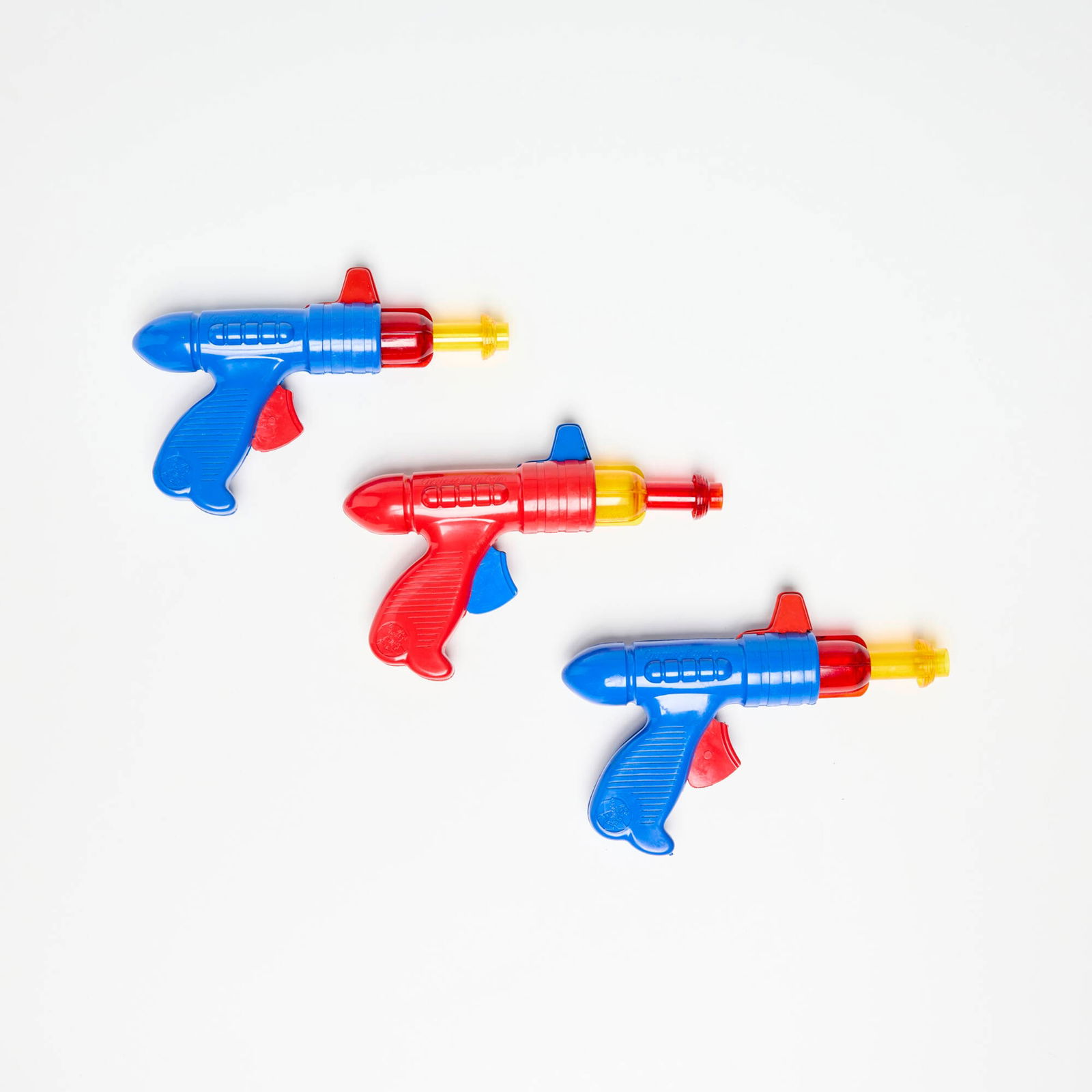 Three Ranger Steel Products Corp. Plastic Cosmic Ray Gun with Original Box: Three Ranger Steel Products Corp. Plastic Cosmic Ray Gun with Original Box molded plastic 5 h x 7.875 w x 1.5 d in (13 x 20 x 4 cm) Includes two blue and one red. Sold with original packing for each e