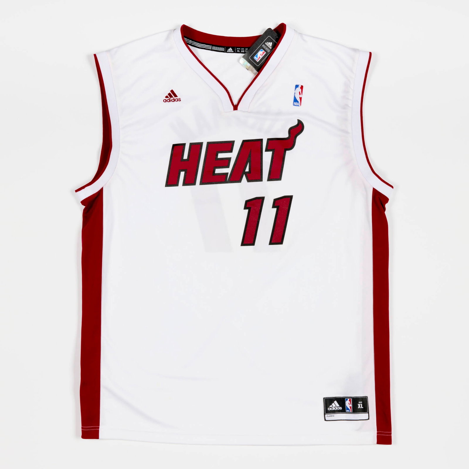 Chris Andersen Miami Heat "Birdman" #11 Basketball Jersey Autographed XL: Chris Andersen Miami Heat "Birdman" #11 Basketball Jersey Autographed XL USA 27 h x 23 w in (69 x 58 cm) Signature to numbers on back of jersey. Original Adidas tag included. This work will s