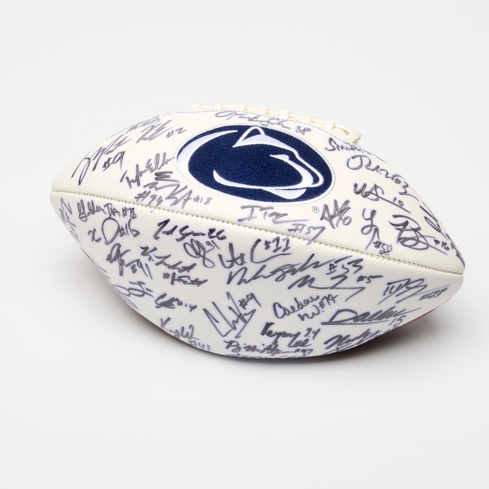 2022 Penn State University Football Team Signed Logo Ball with COA: 2022 Penn State University Football Team Signed Logo Ball with COA USA, 2022 Football has 46 signatures including: #9 Joey Porter Jr. and #16 Ji'Ayir Brown. COA from Arsenal Graphs included. Foot