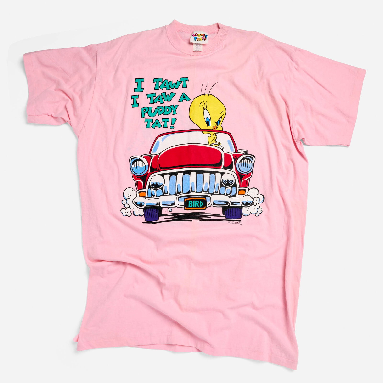 Looney Tunes Tweety Bird and Sylvester I Tawt I Taw A Puddy Tat! T-Shirt Single Stitch: Looney Tunes Tweety Bird and Sylvester I Tawt I Taw A Puddy Tat! T-Shirt Single Stitch 1994 100% cotton, single stitch 25.5 w x 34.5 l in (65 x 88 cm) Condition Notes: Overall good vintage conditi