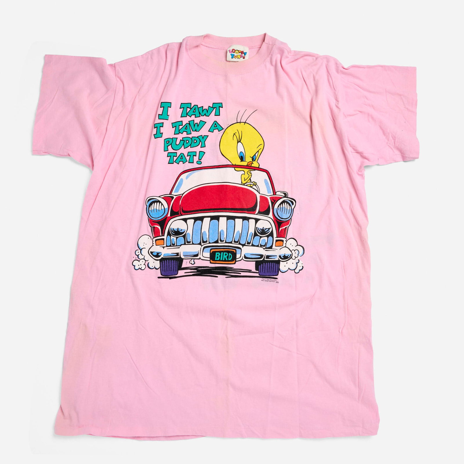 Looney Tunes Tweety Bird and Sylvester I Tawt I Taw A Puddy Tat! T-Shirt Single Stitch: Looney Tunes Tweety Bird and Sylvester I Tawt I Taw A Puddy Tat! T-Shirt Single Stitch 1994 100% cotton, single stitch 27 w x 33 l in (69 x 84 cm) Condition Notes: Overall good vintage condition w
