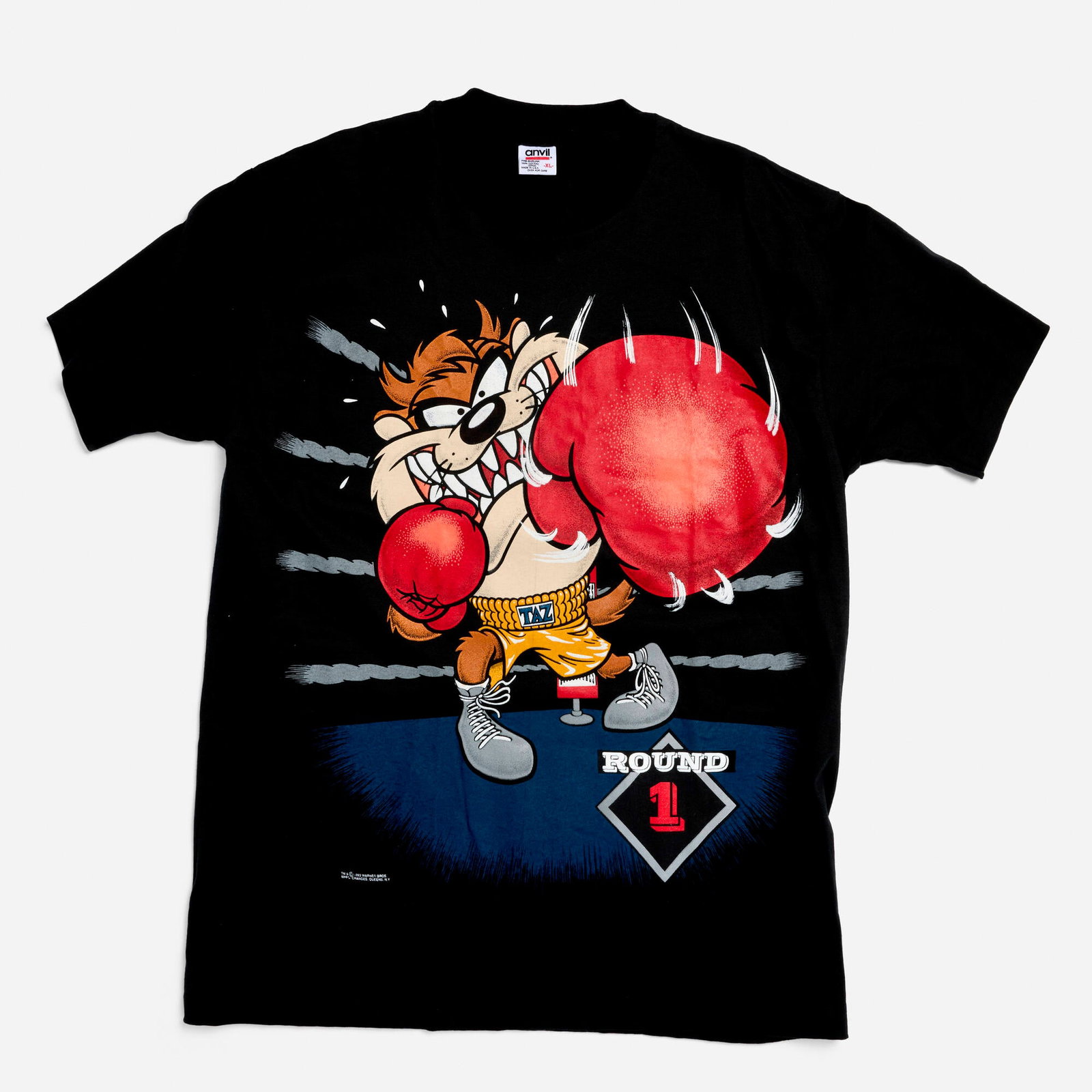 Taz Tasmanian Devil Boxing X-Large T-Shirt: Taz Tasmanian Devil Boxing X-Large T-Shirt 1993 100% cotton, single stitch 22 w x 28.5 l in (56 x 72 cm) Condition Notes: Overall good vintage condition with minimal wear consistent with age, ful