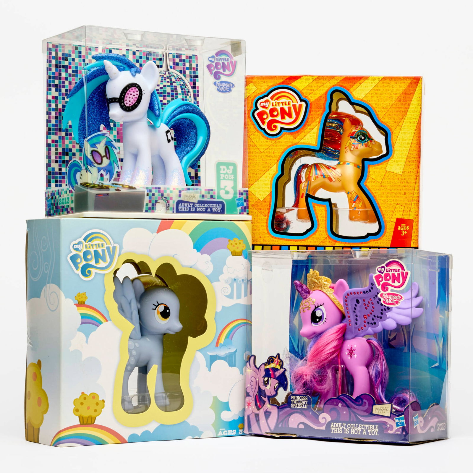 4PC 2011-2013 Hasbro My Little Pony Exclusive Group Factory Sealed: 4PC 2011-2013 Hasbro My Little Pony Exclusive Group Factory Sealed USA, 2011-2013 8.25 h x 8 w x 4 d in (21 x 20 x 10 cm) 8 h x 8 w x 2.5 d in (20 x 20 x 6 cm) 9.5 h x 9.5 w x 3.5 d in (24 x 24 x 9 cm