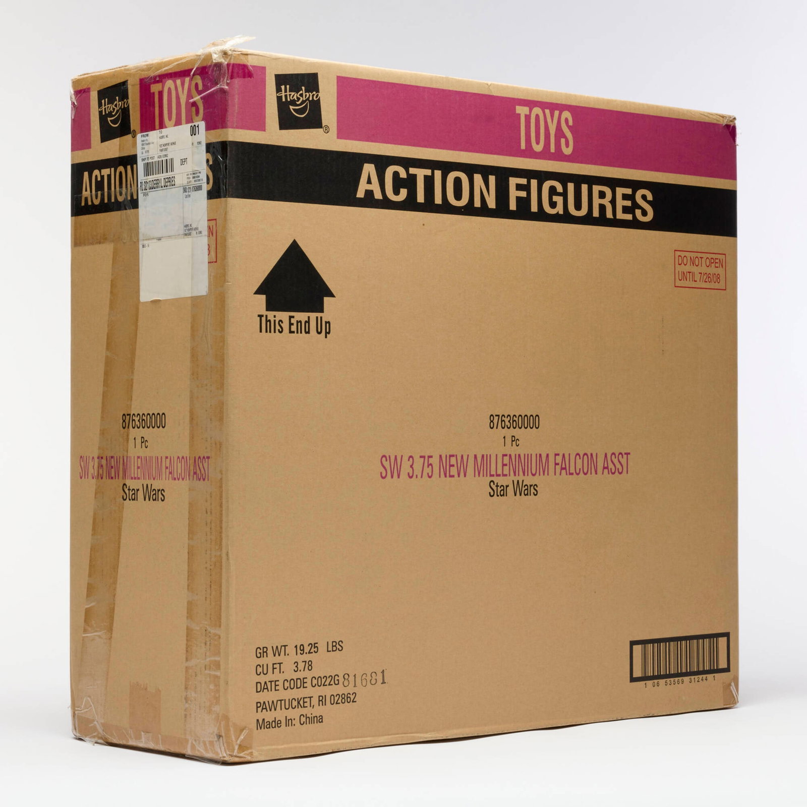 2008 Hasbro Star Wars Legacy Collection Millennium Falcon Factory Sealed in Shipper Box: 2008 Hasbro Star Wars Legacy Collection Millennium Falcon Factory Sealed in Shipper Box USA, 2008 24.5 h x 26.5 w x 9.5 d in (62 x 67 x 24 cm) Factory Sealed in original shipper box 876360000. Millenn