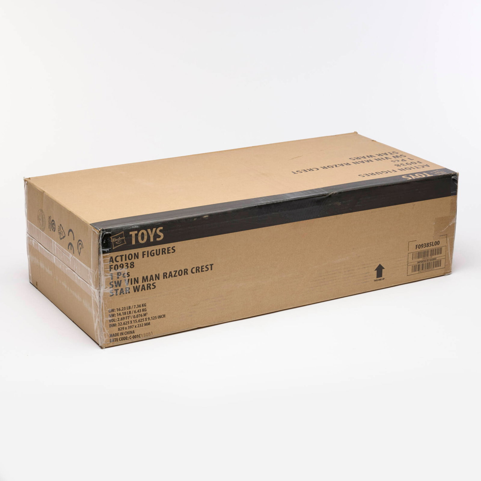 2021 Hasbro HasLabs Star Wars The Vintage Collection Razor Crest Factory Sealed in Shipper Box: 2021 Hasbro HasLabs Star Wars The Vintage Collection Razor Crest Factory Sealed in Shipper Box USA, 2021 32.25 h x 15.5 w x 8.75 d in (82 x 39 x 22 cm) Factory Sealed in shipper box F0938. The Mandalo