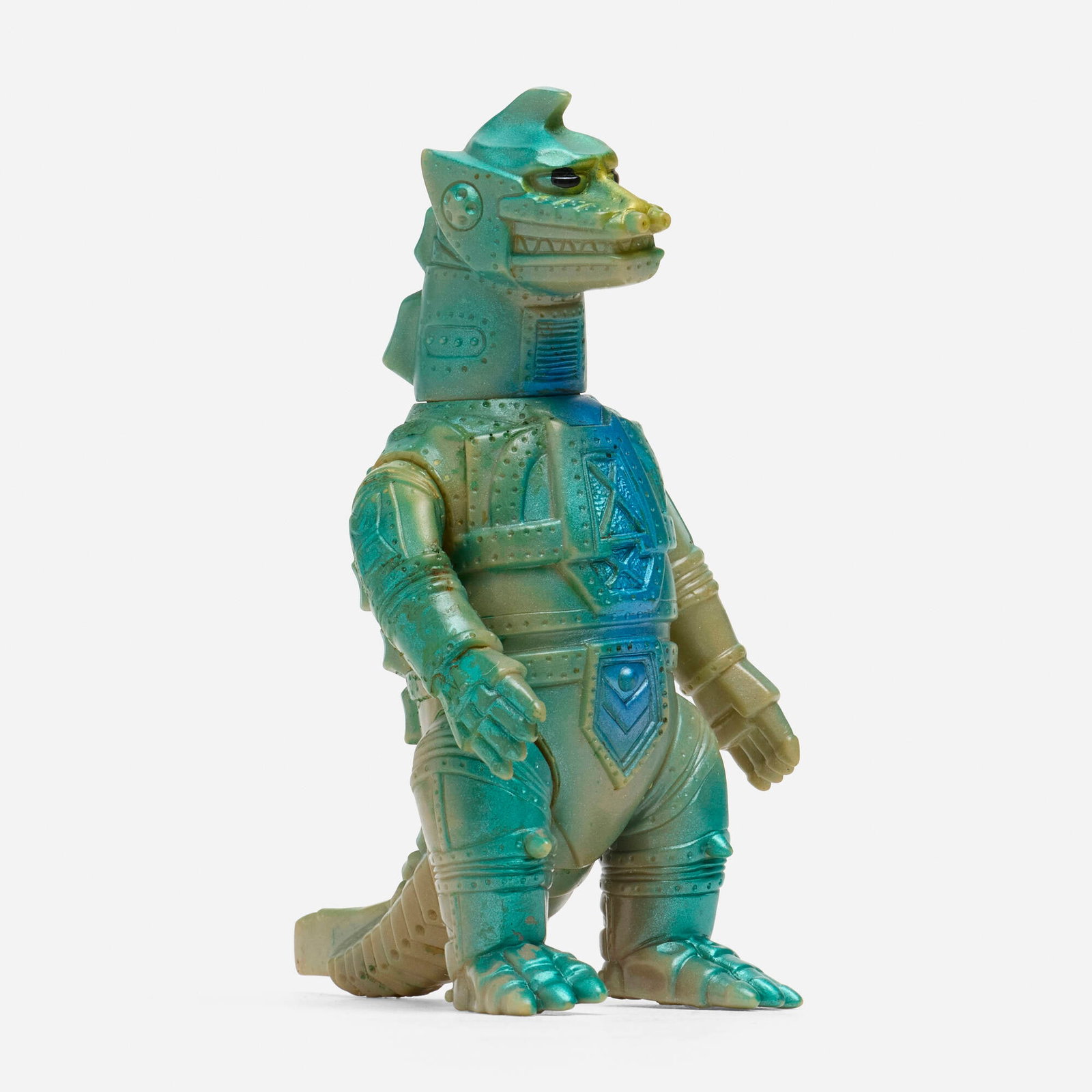 Bullmark Toho Mechagodzilla Medium Vinyl Blue-Green Spray: Bullmark Toho Mechagodzilla Medium Vinyl Blue-Green Spray Bullmark Japan, c. 1970 5.25 h x 2.75 w x 3.75 d in (13 x 7 x 10 cm) Scarce color variation with metallic blue and teal spray. Condition notes