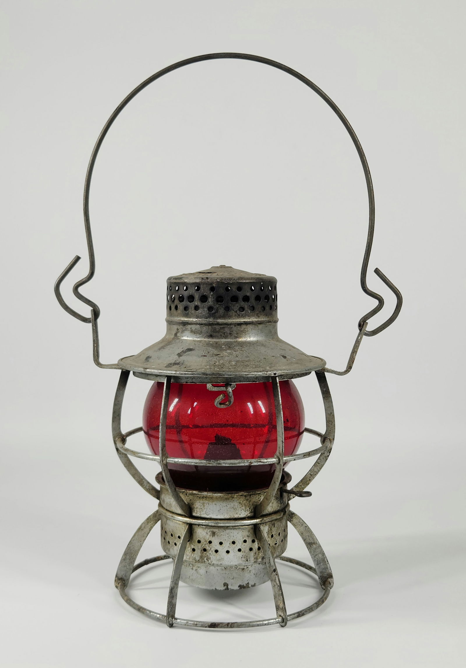 Dressel Arlington Railroad Lantern W/ Red Globe Dressel Arlington Railroad Lantern W/ Red Globe