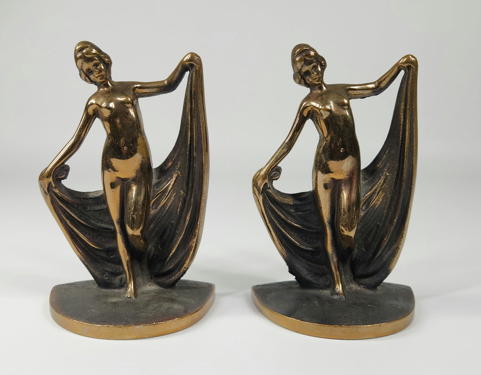 PAIR OF ANTIQUE CAST BRASS ART NOUVEAU BOOKENDS (1 of 5)
