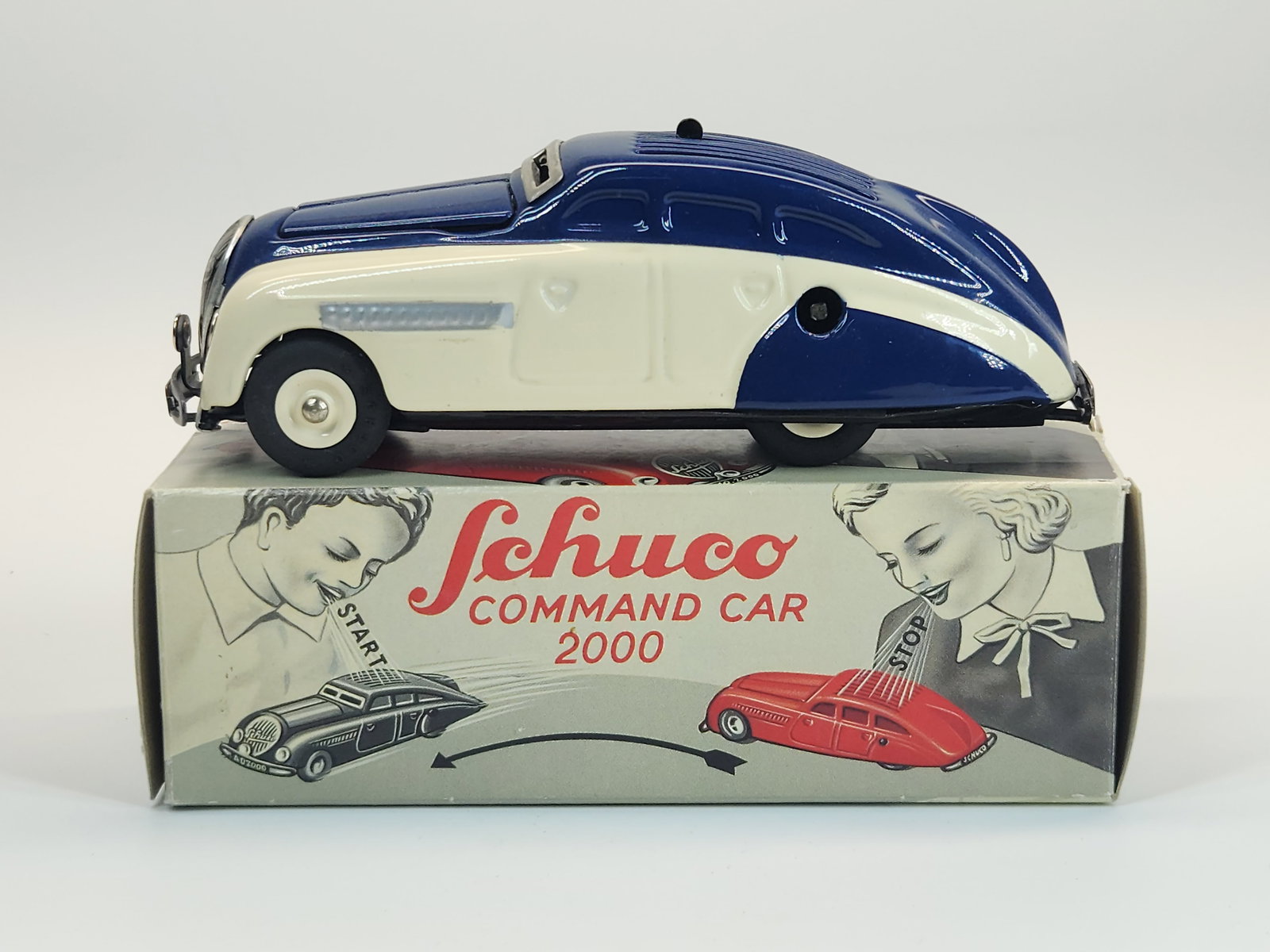 SCHUCO COMMAND CAR 2000 WIND UP CAR W/ BOX (1 of 5)