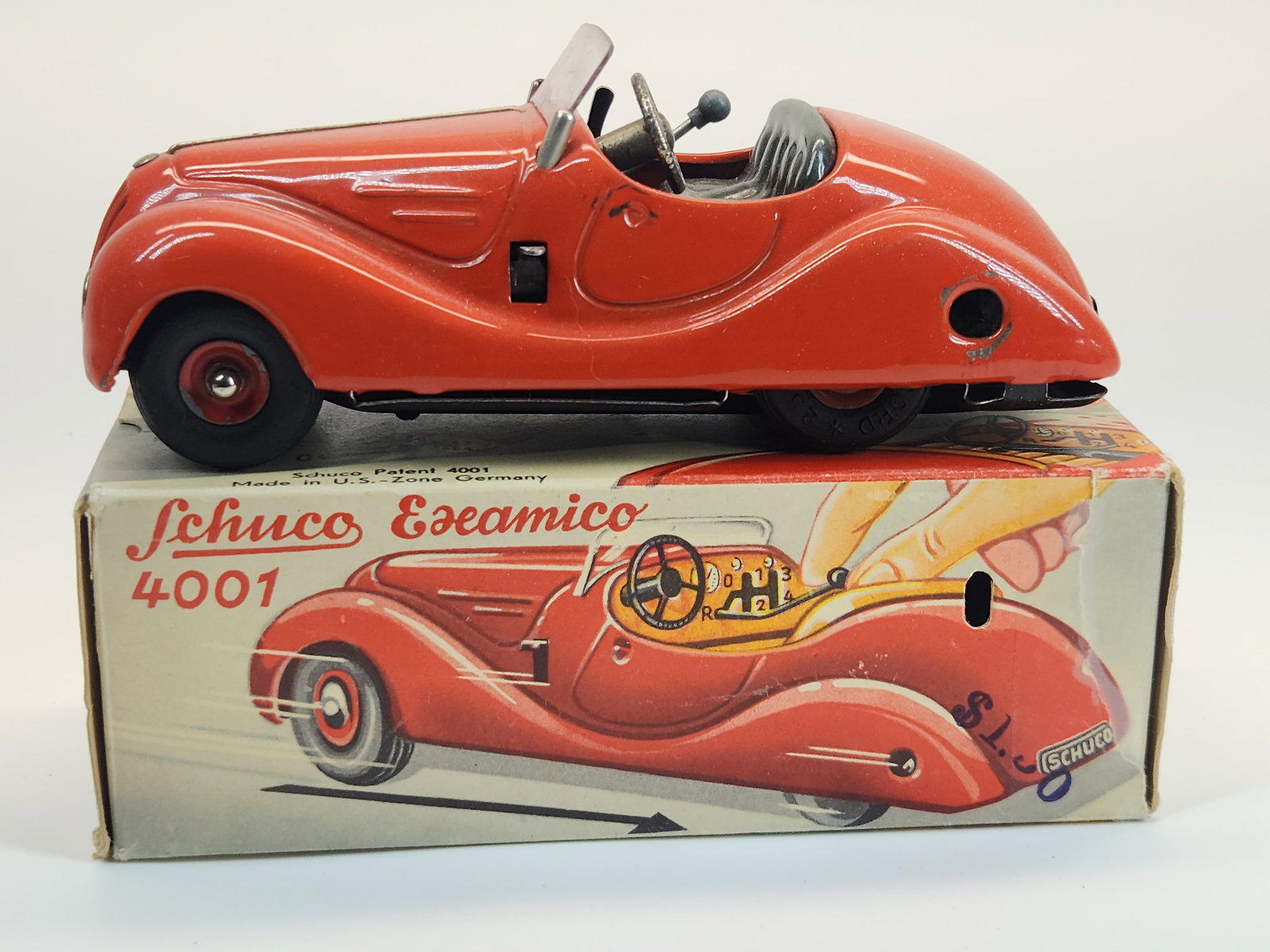 VINTAGE SCHUCO EXAMICO 4001 WIND UP CAR W/ BOX (1 of 5)
