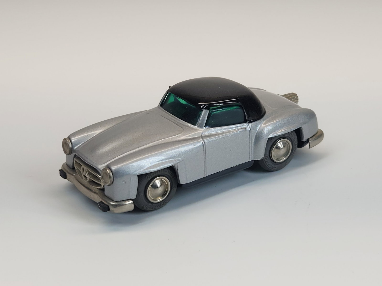 SCHUCO MICRO RACER MERCEDES 190SL: REMAINS IN VERY GOOD CONDITION, SHOWING SOME MINIMAL TYPICAL WEAR.