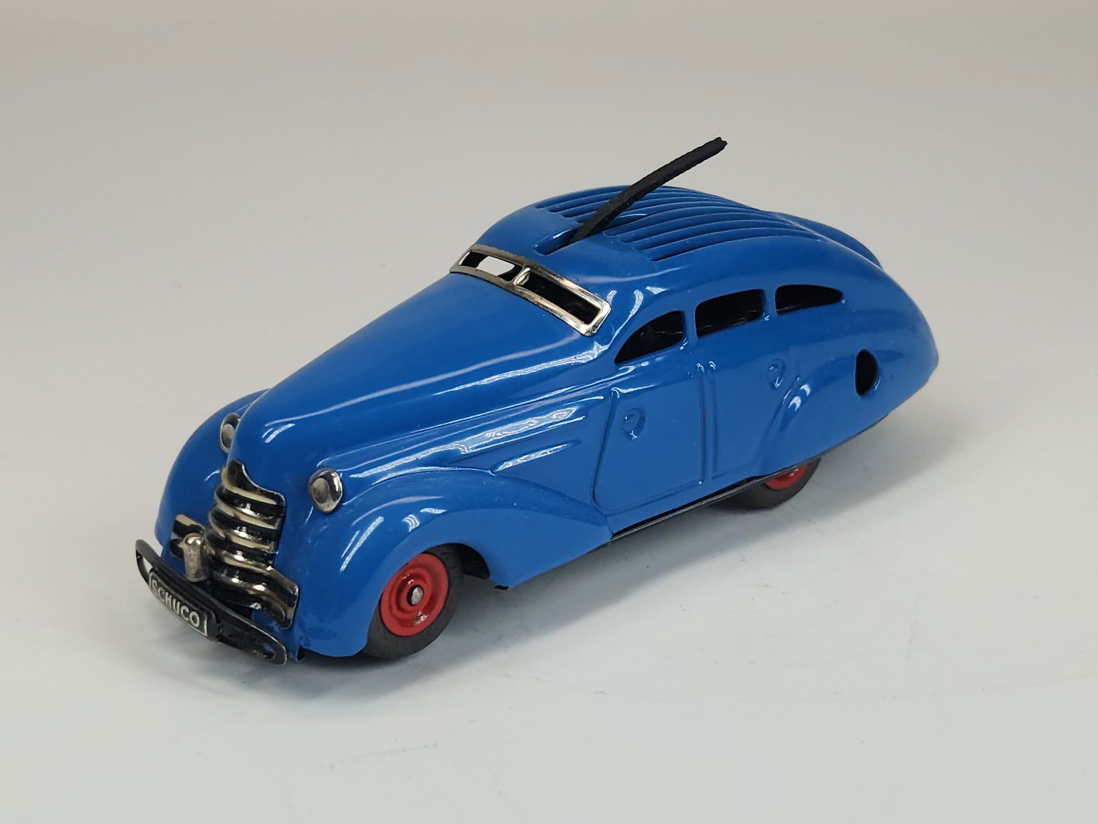 VINTAGE SCHUCO MAGICO AUTO 2008 (1 of 4)