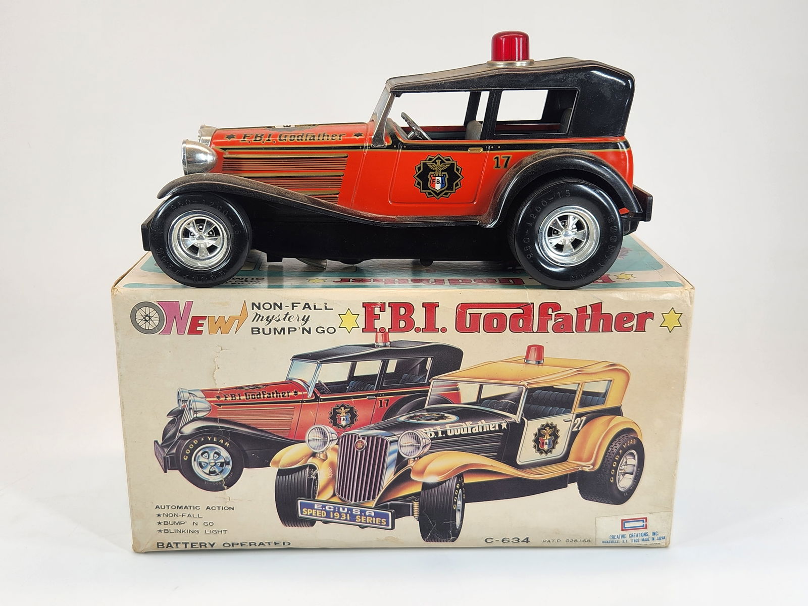 TAIYO TIN PLASTIC BATTERY OP FBI GODFATHER CAR W/ BOX (1 of 4)