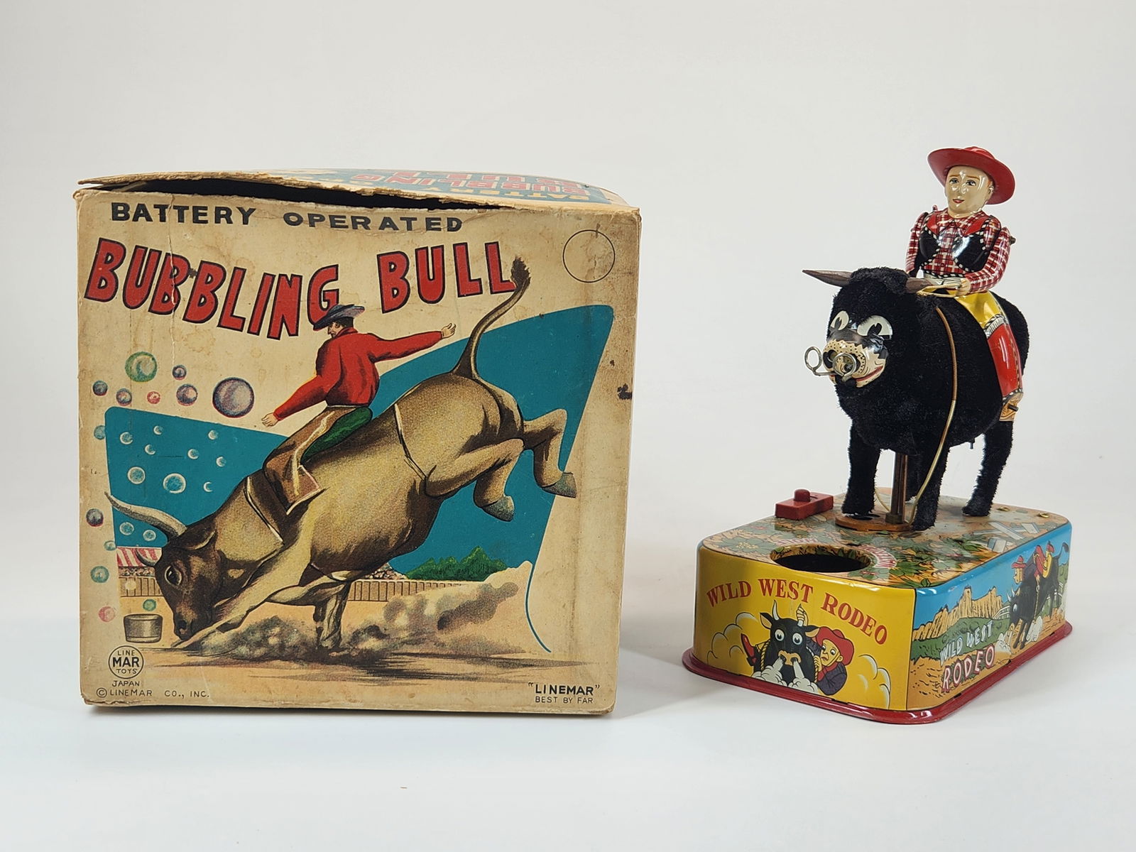 LINE MAR BATTERY OP BUBBLING BULL W/ BOX (1 of 5)