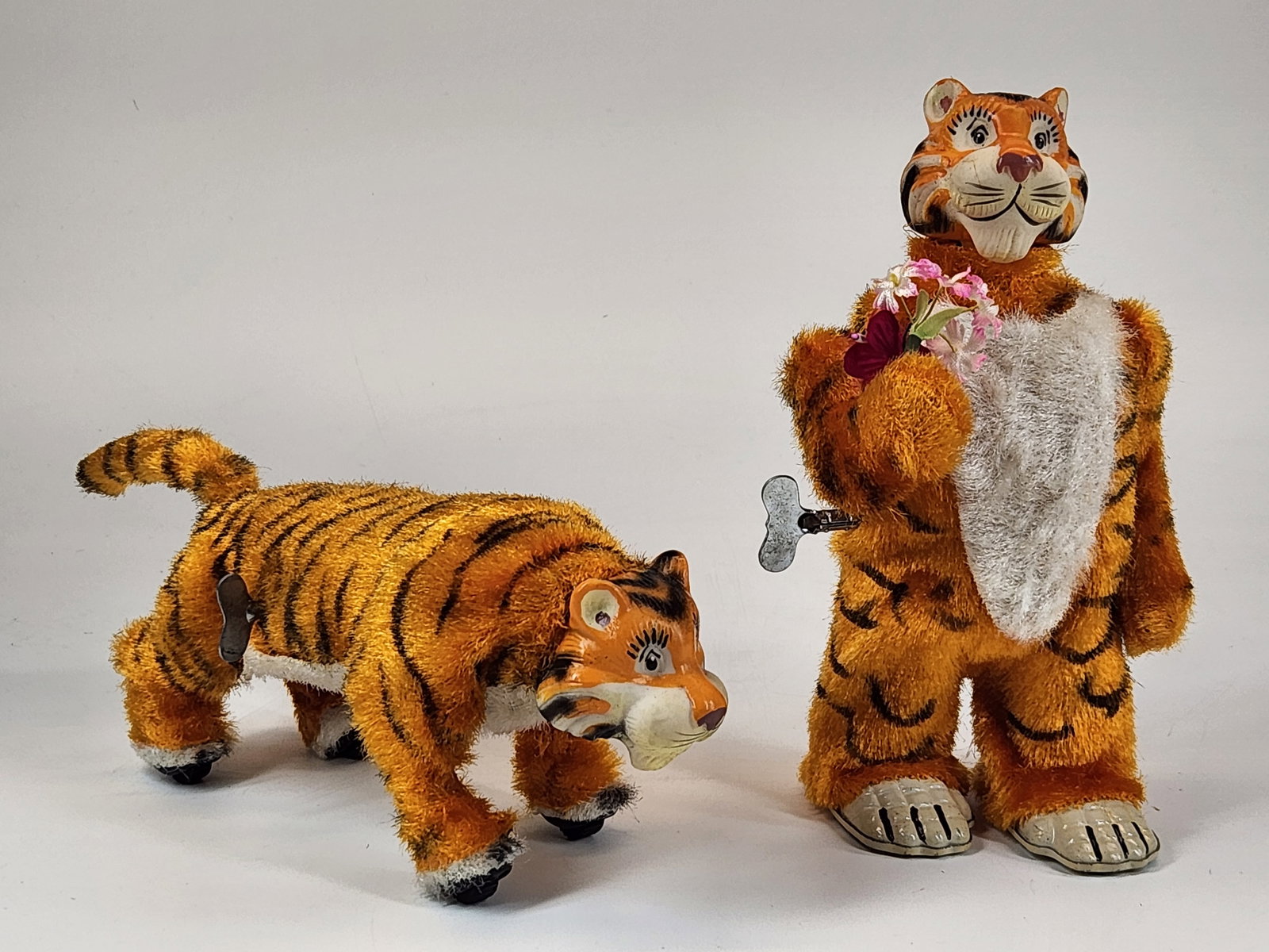 MARX WIND UP CRAWLING & WALKING TIGERS W/ BOX (1 of 6)