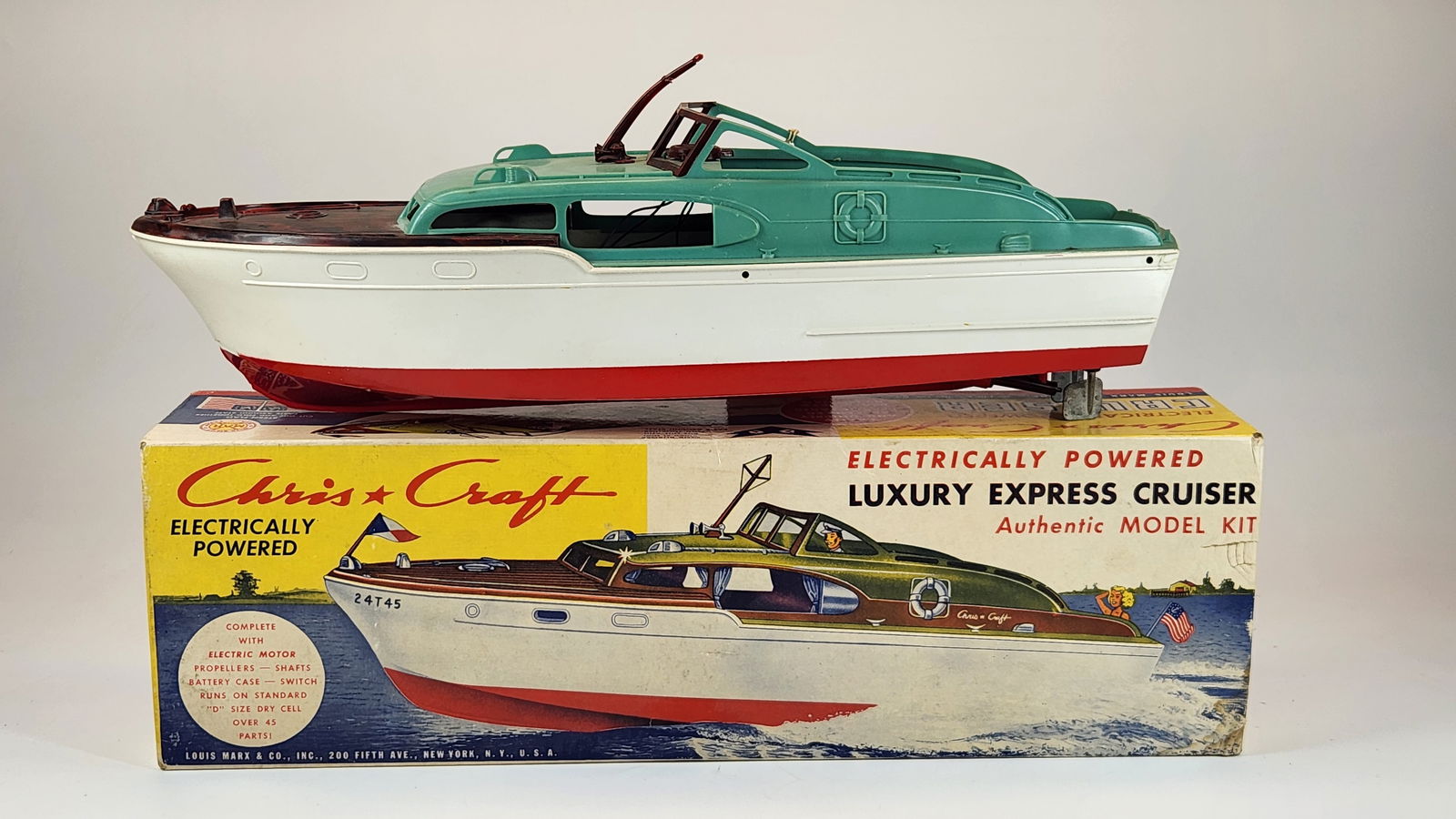 MARX SAMPLE - CHRIS CRAFT POWERED CRUISER W/ BOX (1 of 4)