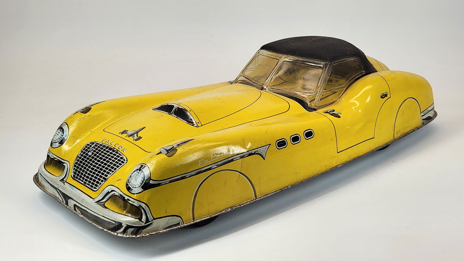 LARGE VINTAGE MARX TIN FRICTION FALCON CAR (1 of 4)