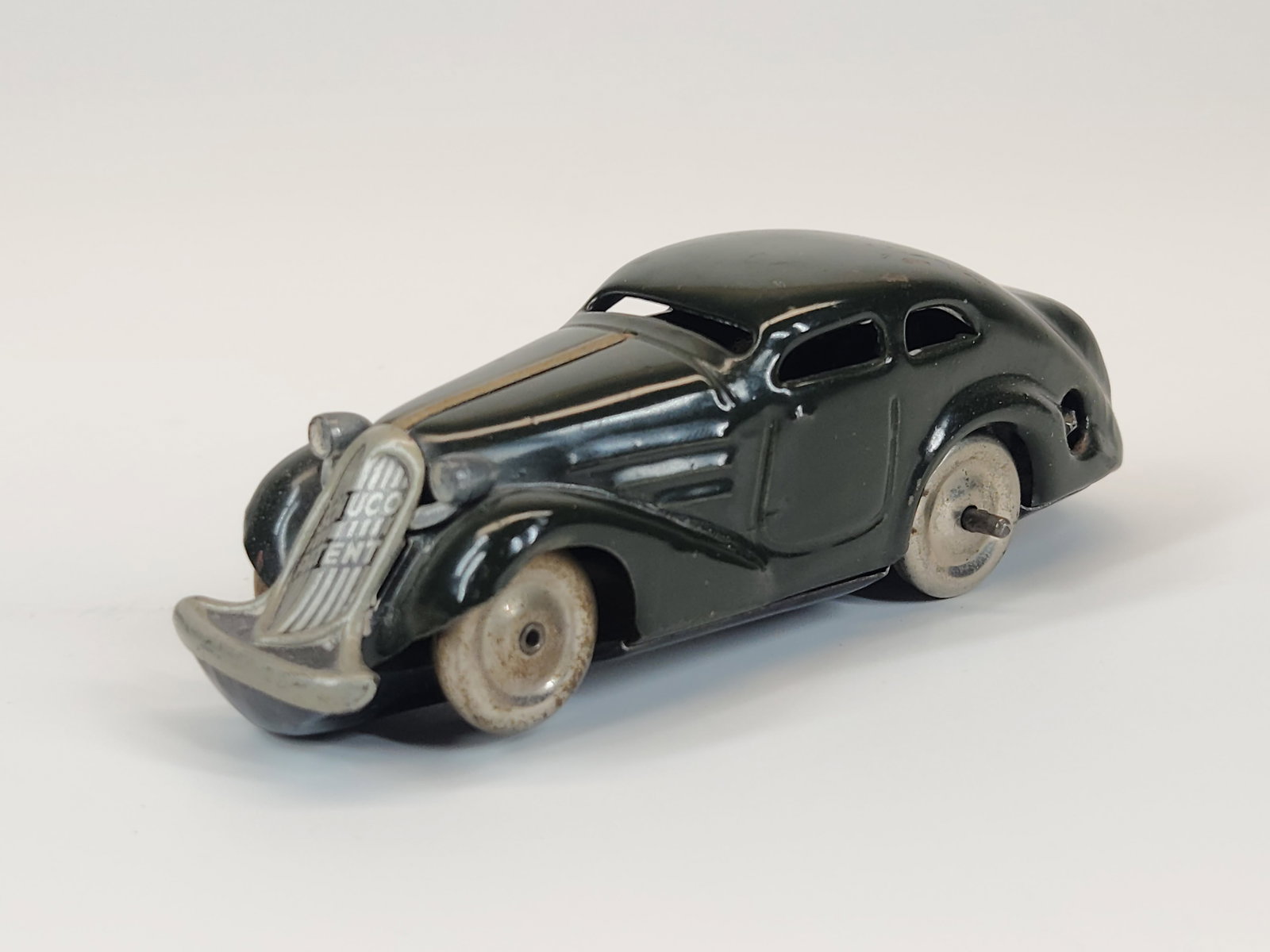 EARLY SCHUCO TIN WIND UP CAR (1 of 4)