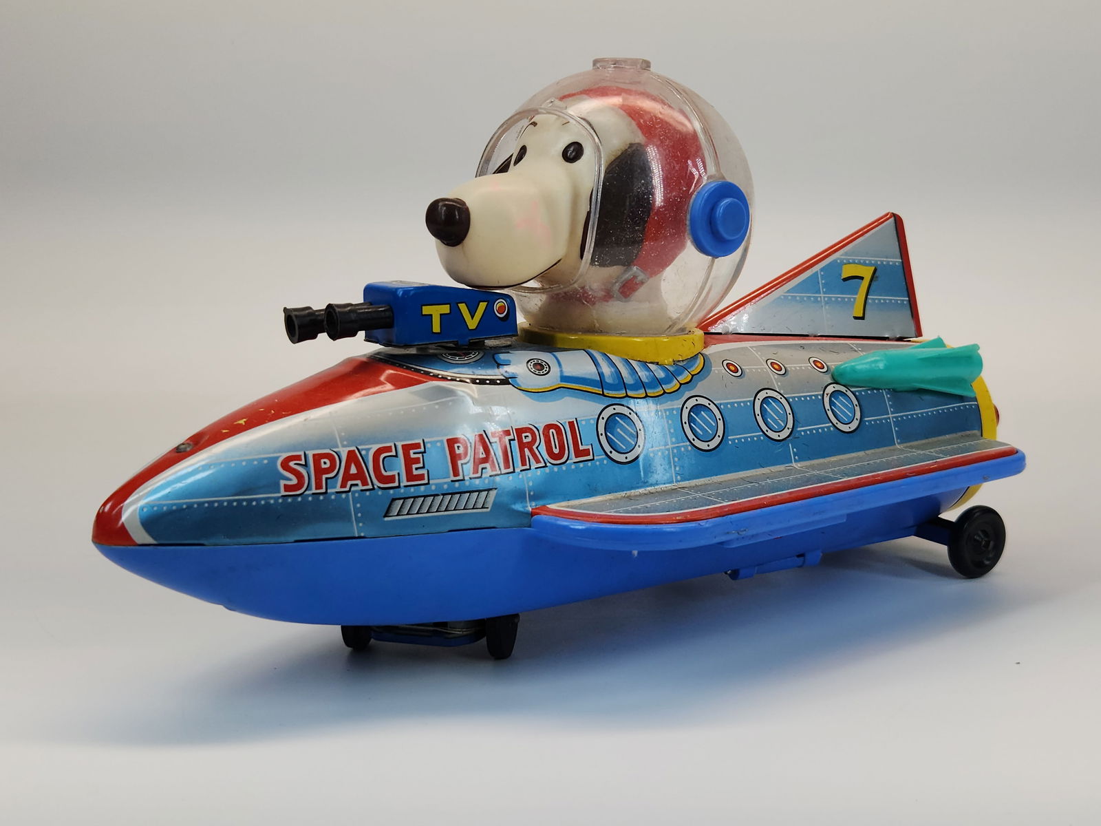 TM TIN BATTERY OPERATED SNOOPY SPACE PATROL (1 of 4)