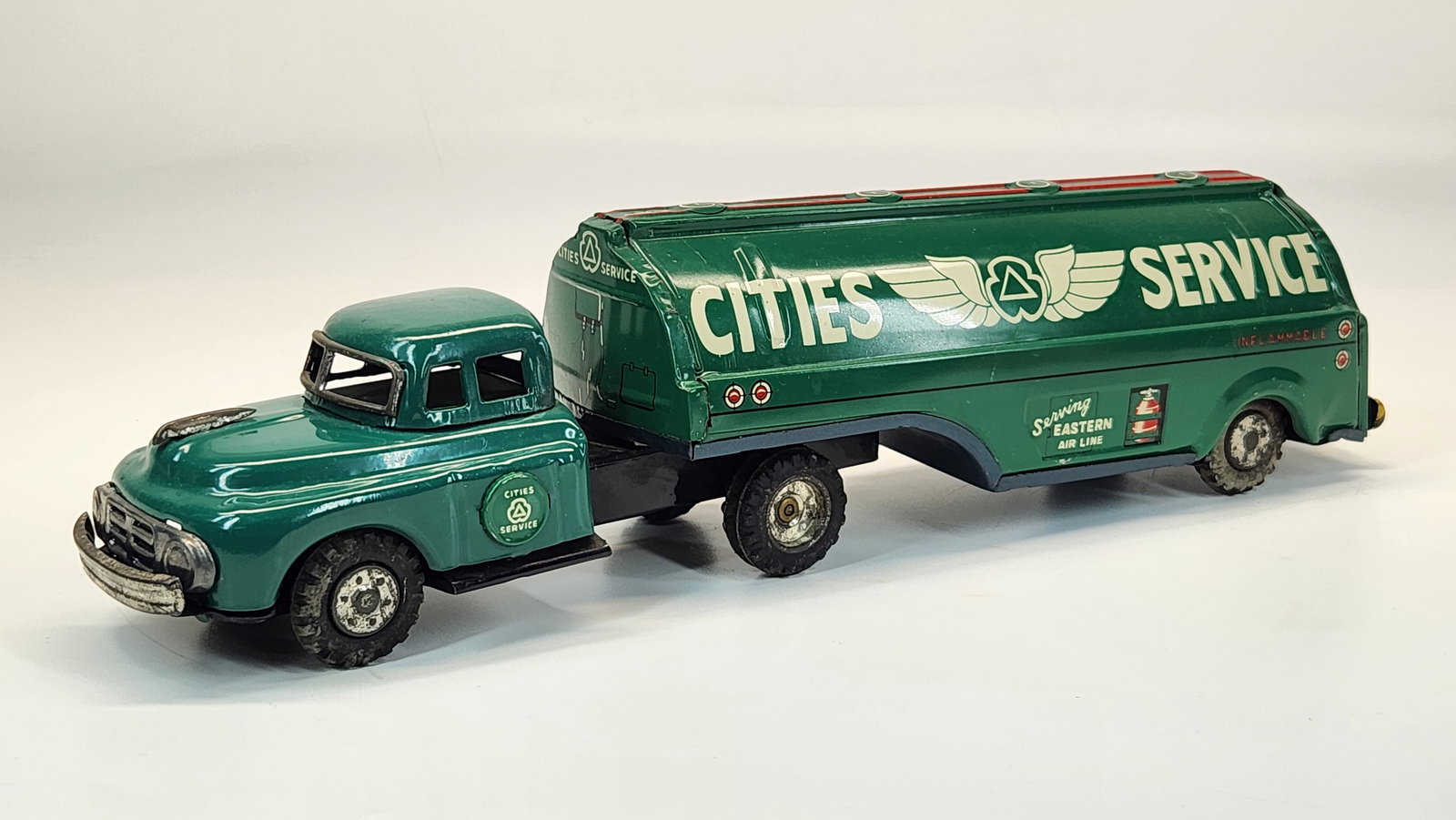LINE MAR TIN FRICTION CITIES SERVICES TANKER TRUCK (1 of 4)