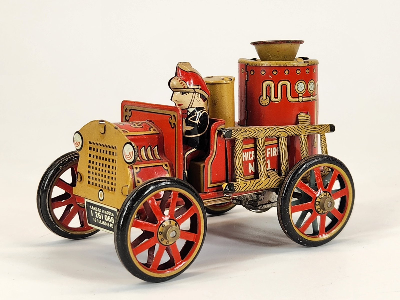 LINE MAR TIN FRICTION FIRE ENGINE (1 of 4)