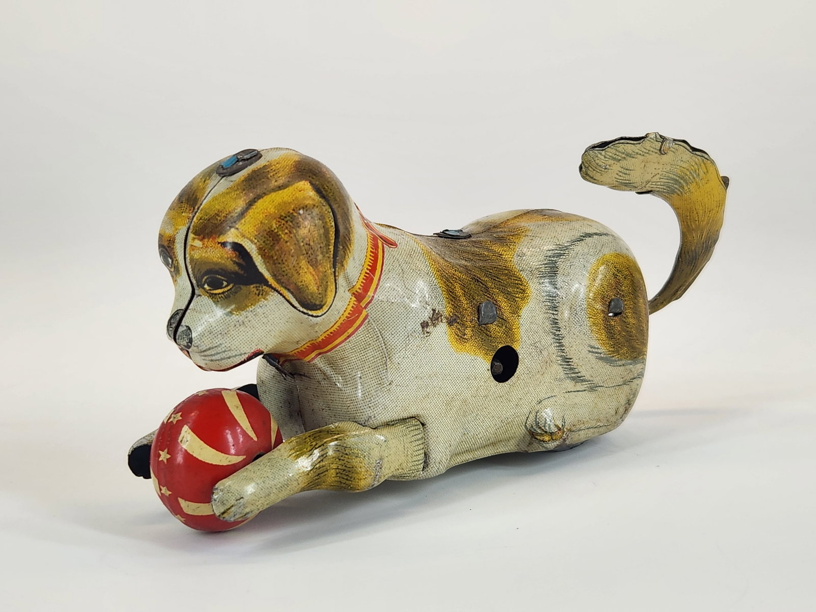 MARX TIN WIND UP DOG PLAYING W/ BALL (1 of 4)