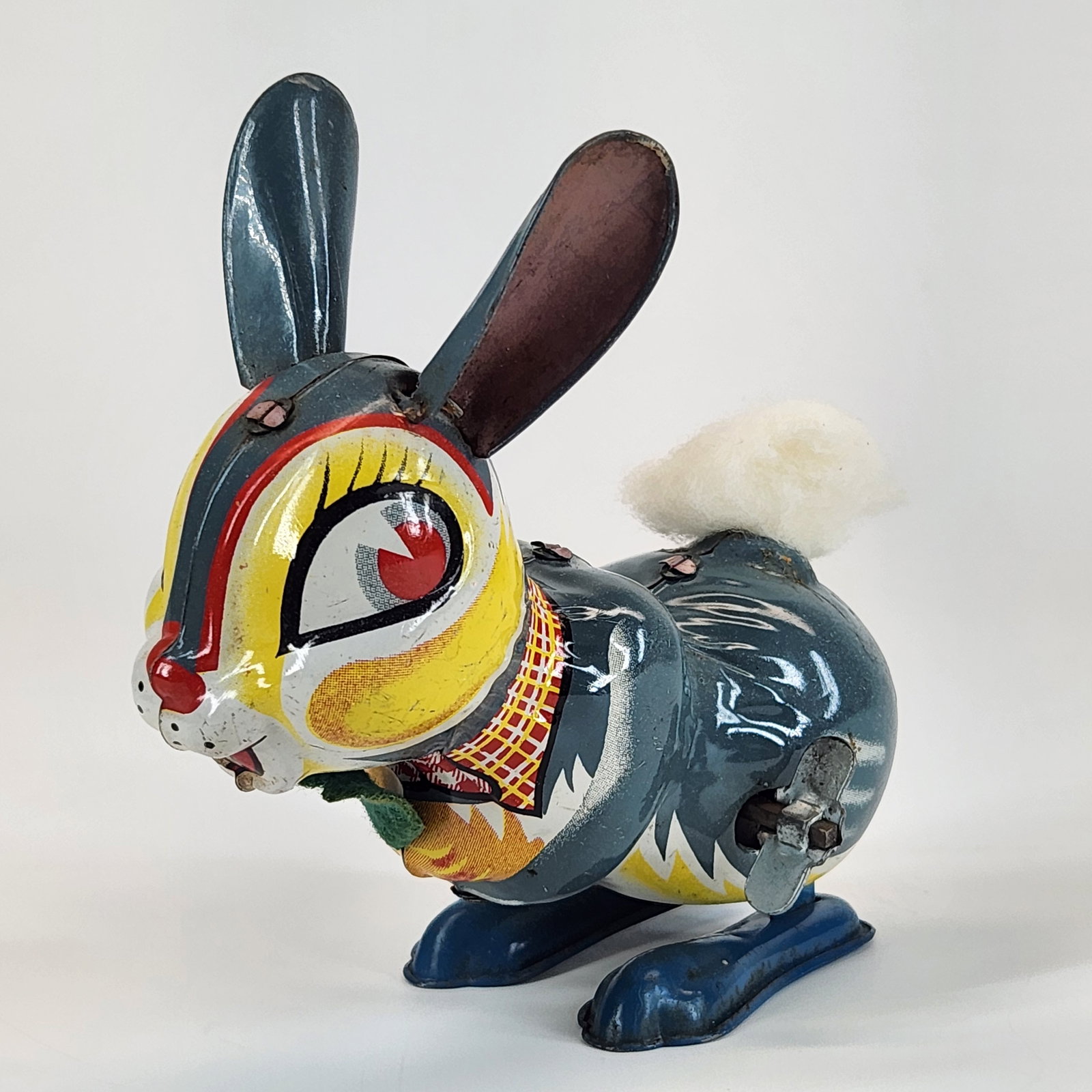 LINE MAR TIN WIND UP HOPPING BUNNY RABBIT (1 of 4)