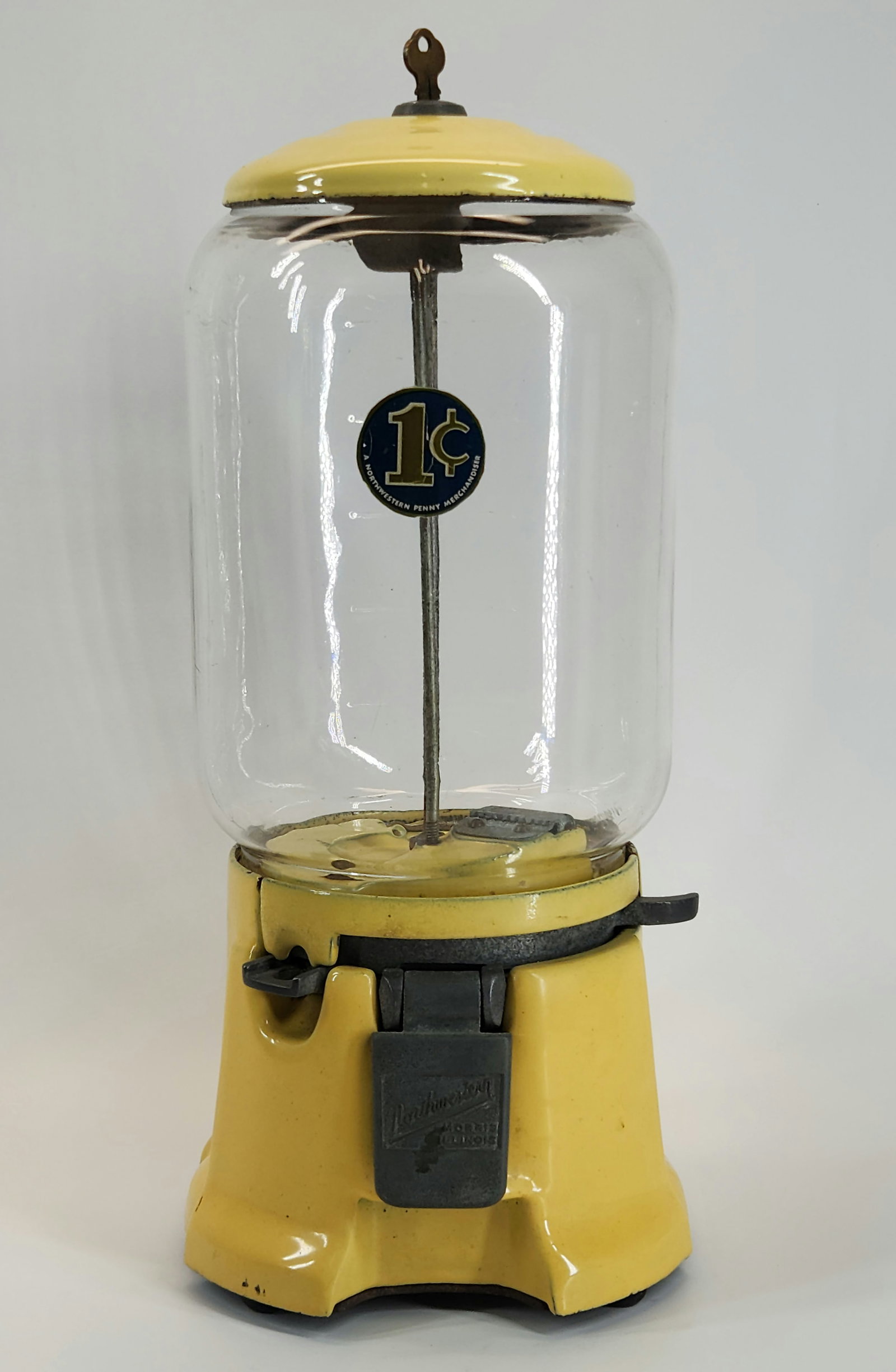 PORCELAIN NORTHWESTERN 1 CENT PEANUT MACHINE (1 of 3)