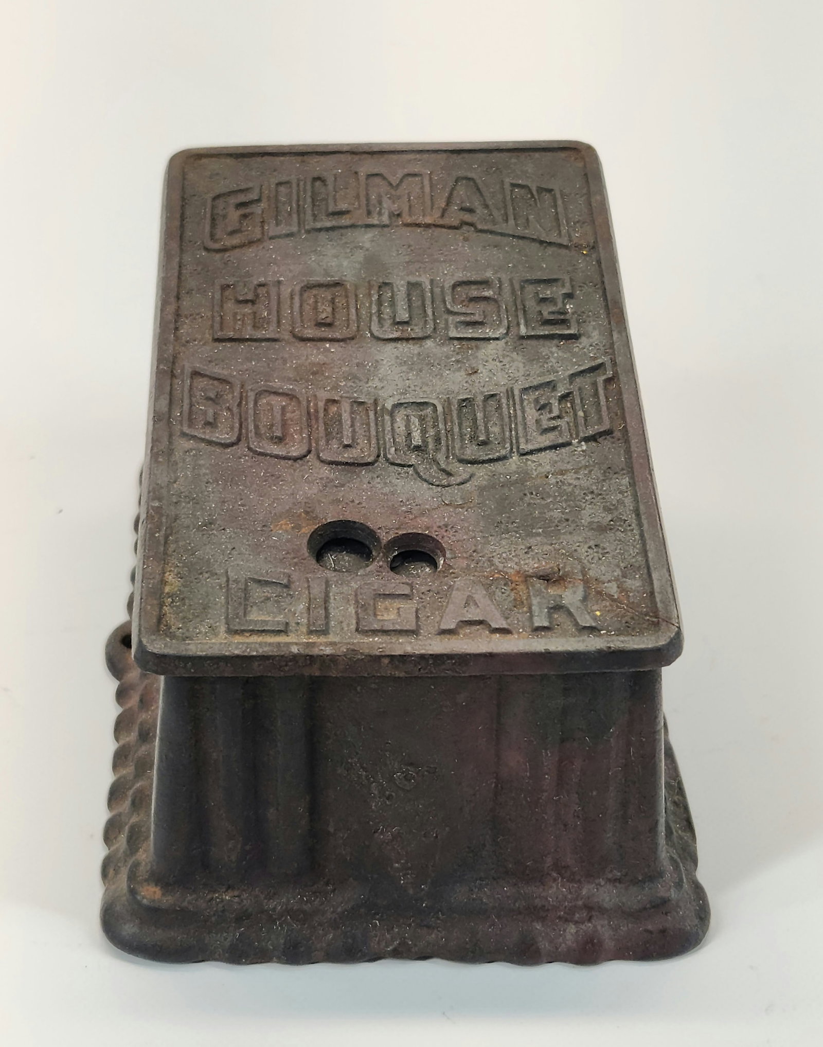 GILMAN HOUSE BOUQUET TABLE TOP CIGAR CUTTER: REMAINS IN FAIR USED CONDITION, SHOWING WEAR THROUGHOUT. WORKS.