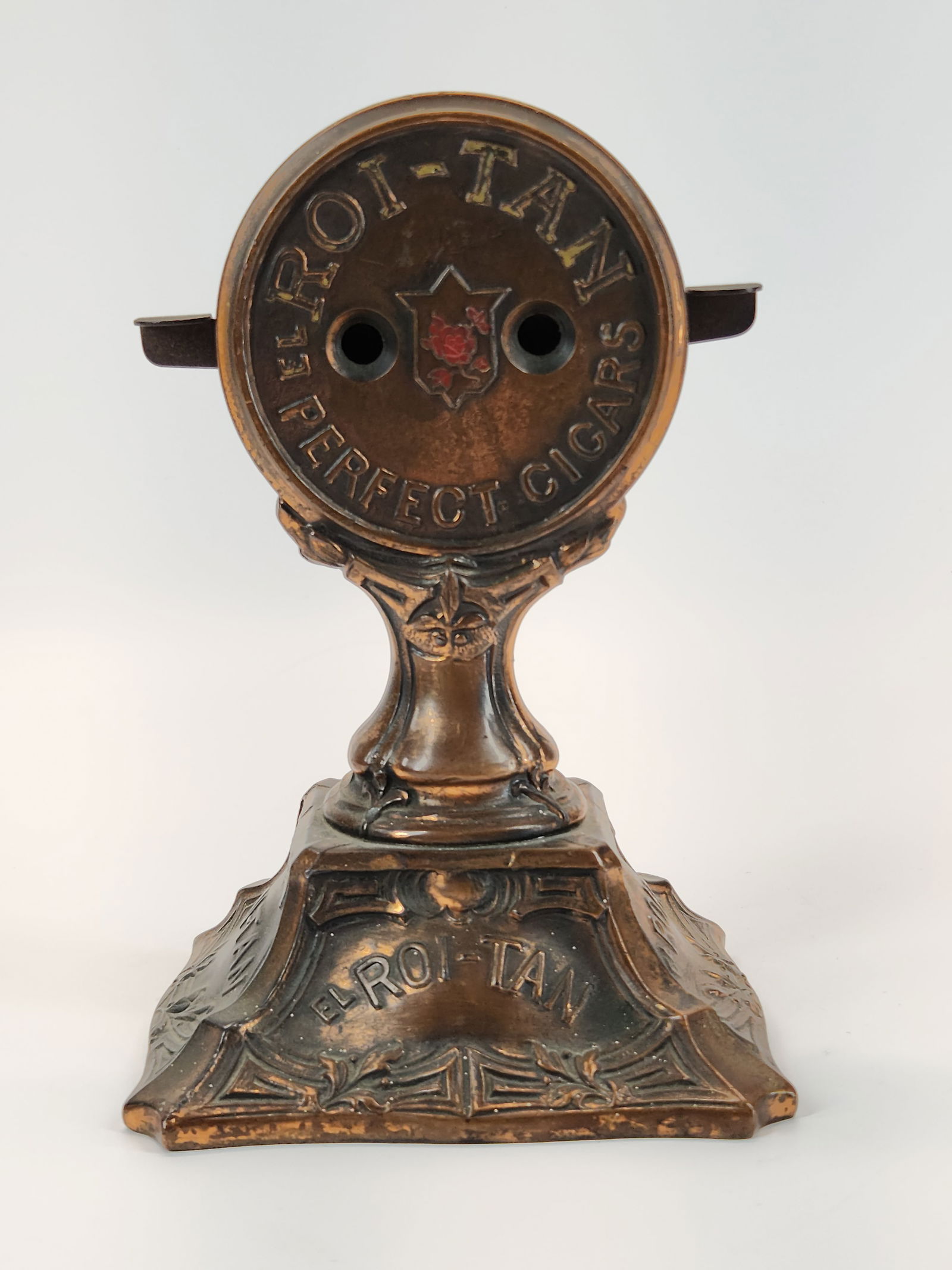 ROI-TAN PERFECT CIGARS TABLE TOP SCALE CIGAR CUTTER (1 of 4)