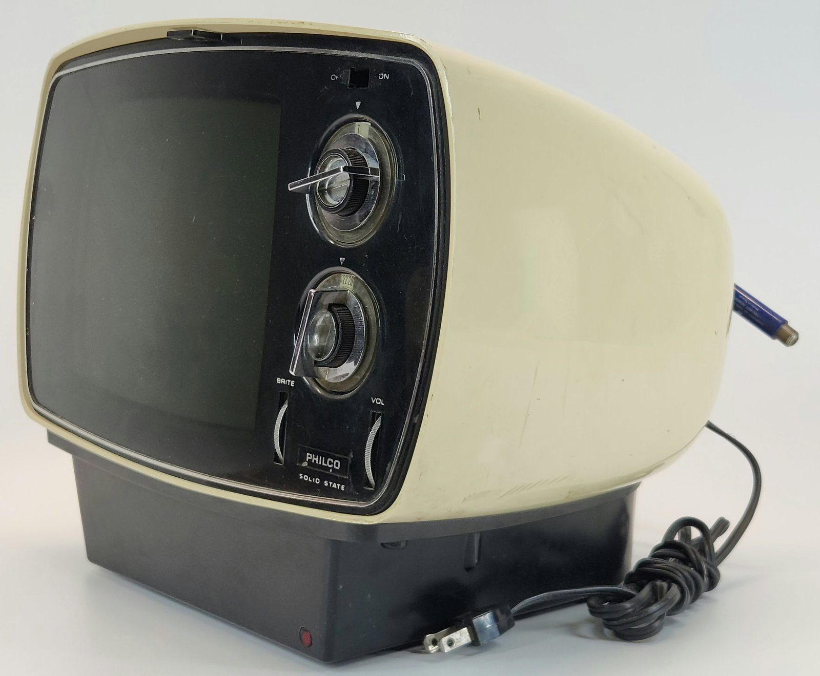 PHILCO MID CENTURY TELEVISION MODEL B96-1 (1 of 4)