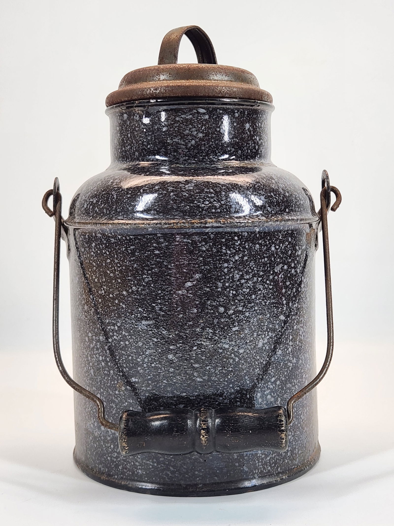 ANTIQUE DARK GREY GRANITEWARE MILK PAIL (1 of 4)