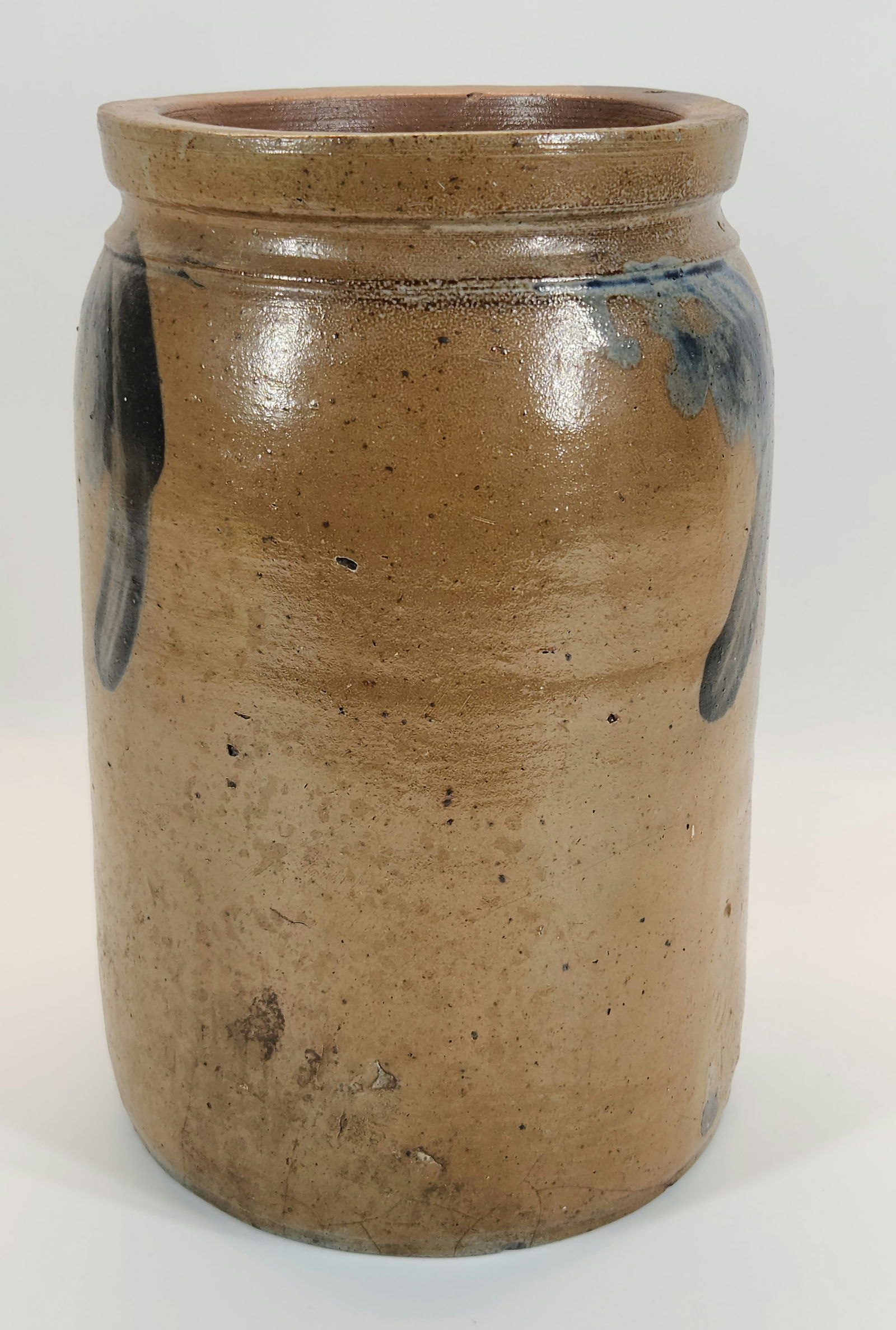 ANTIQUE BLUE DECORATED STONEWARE CROCK (1 of 6)