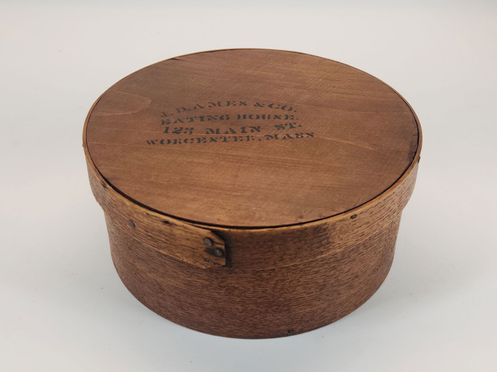 ANTIQUE BANDED BOX 6" J. D. AMES & CO. STAMP: REMAINS IN GOOD CONDITION, SHOWING SOME TYPICAL WEAR.