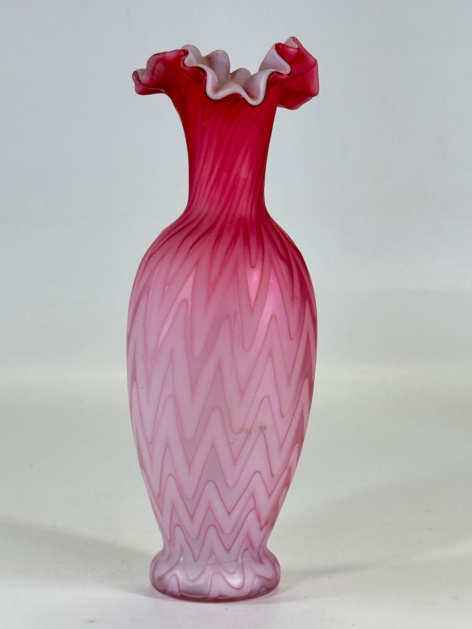 ANTIQUE MOTHER OF PEARL SATIN HERRINGBONE VASE: REMAINS IN GOOD CONDITION, SHOWING SOME TYPICAL WEAR. NEEDS CLEANED. NO CHIPS OR CRACKS.