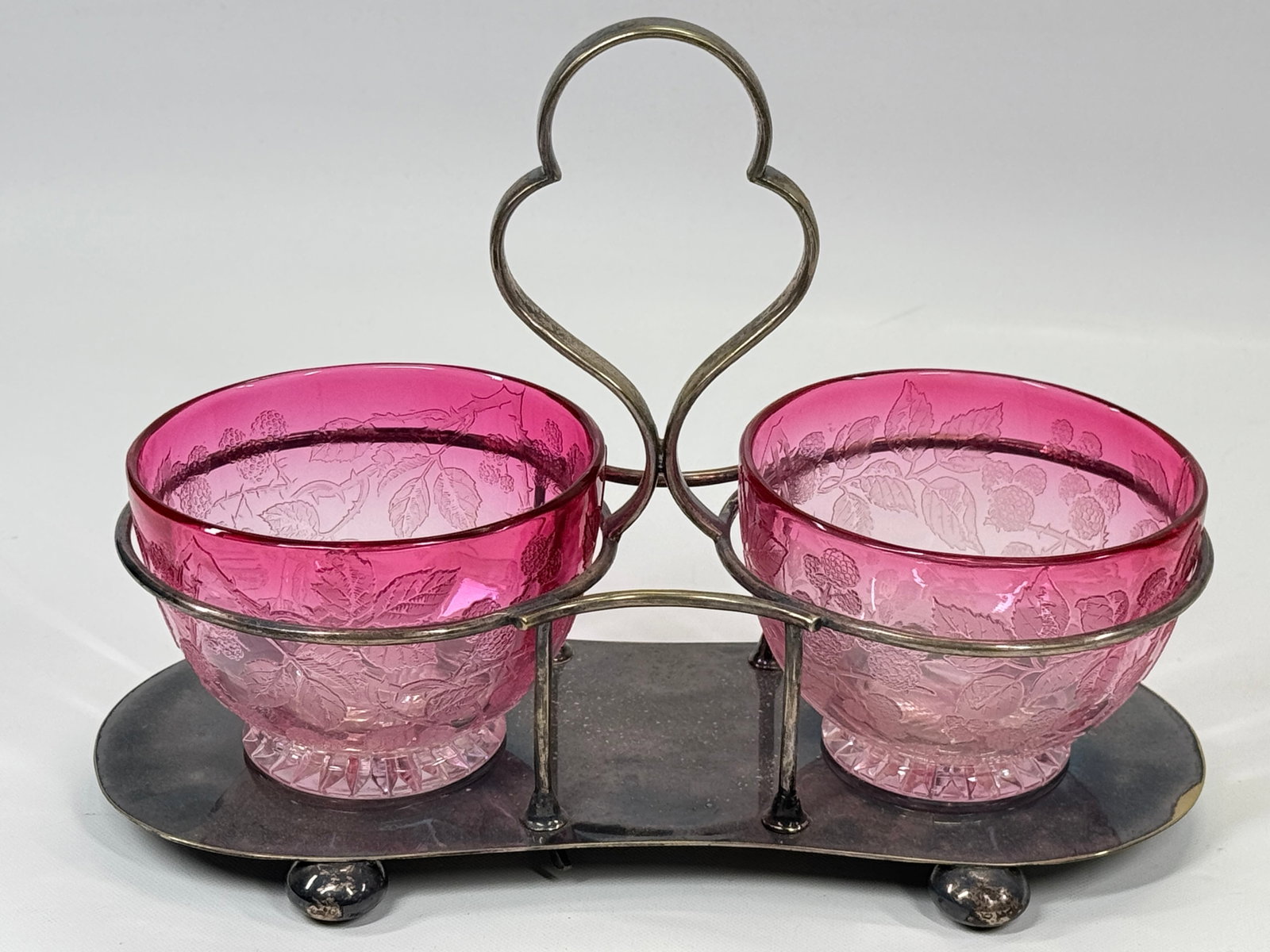 ANTIQUE CAMEO JAM JARS IN HOLDER: REMAINS IN VERY GOOD CONDITION. NO CHIPS OR CRACKS. HOLDER NEEDS POLISHED.