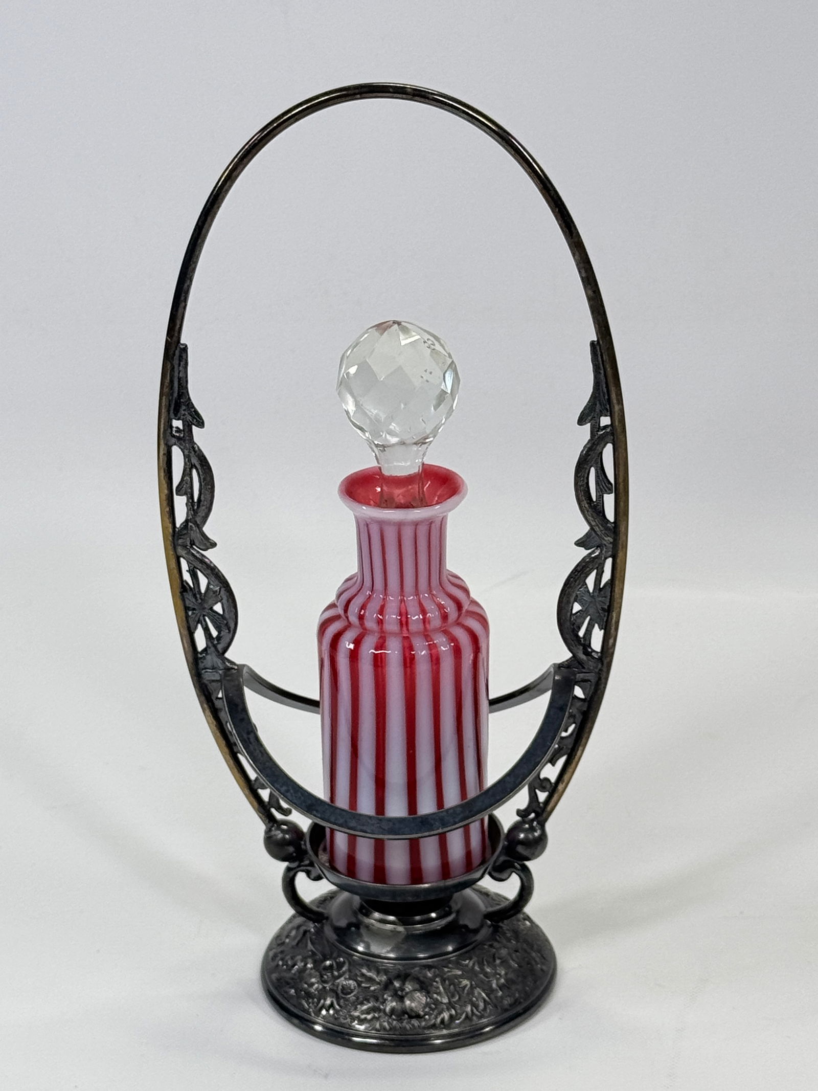 VICTORIAN CRANBERRY OPALESCENT PERFUME W/ HOLDER (1 of 8)