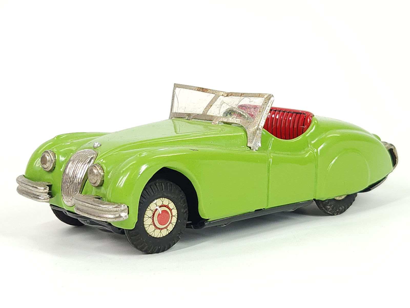 JAPAN TIN FRICTION GREEN MG CONVERTIBLE (1 of 5)