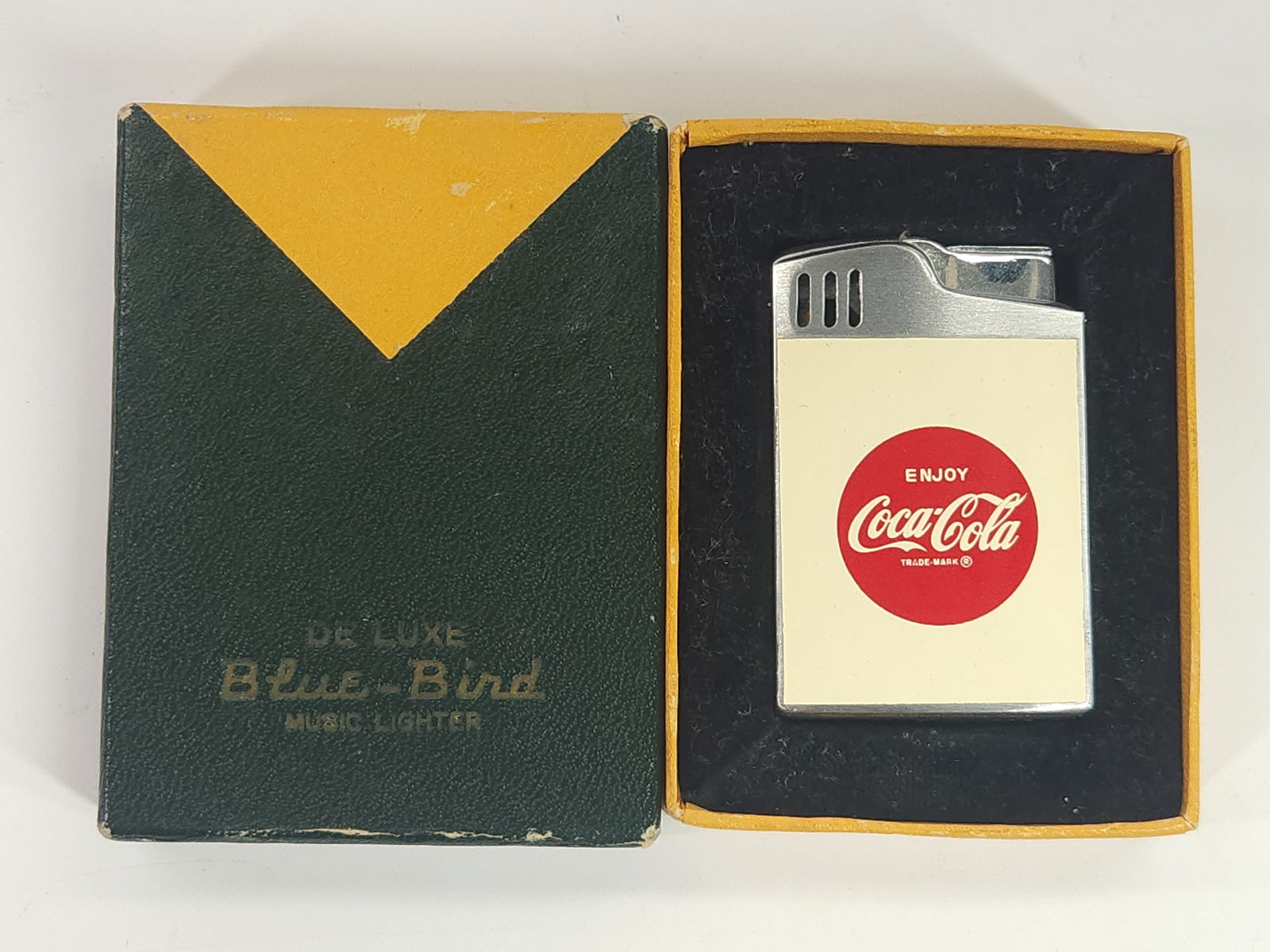 DELUXE BLUE BIRD COCA COLA LIGHTER W/ BOX (1 of 4)