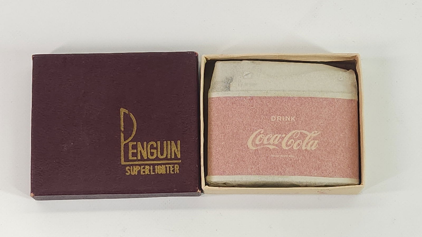 VINTAGE PENGUIN SUPER COCA COLA LIGHTER NIB (1 of 2)