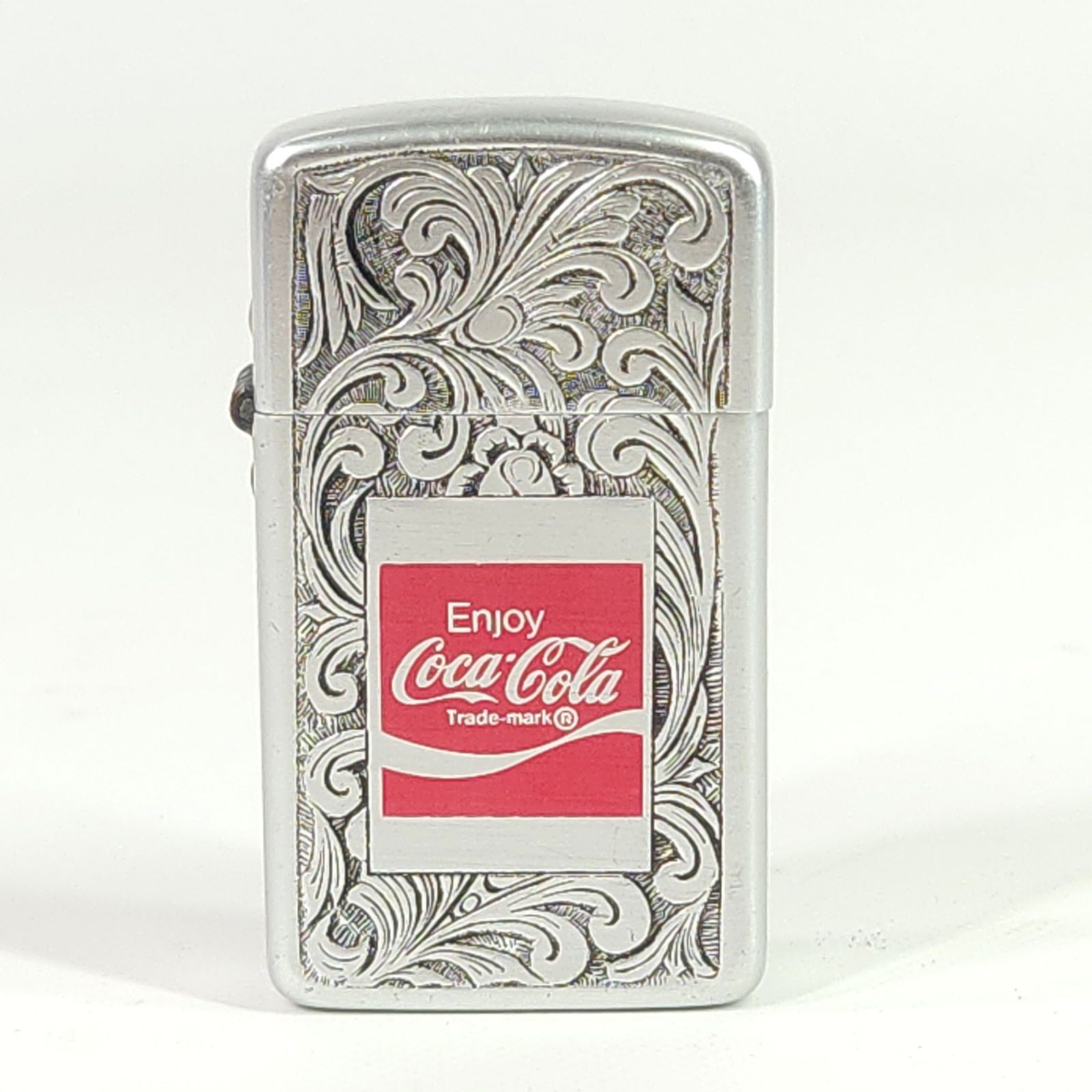 VINTAGE COCA COLA SCROLL PARK LIGHTER (1 of 3)