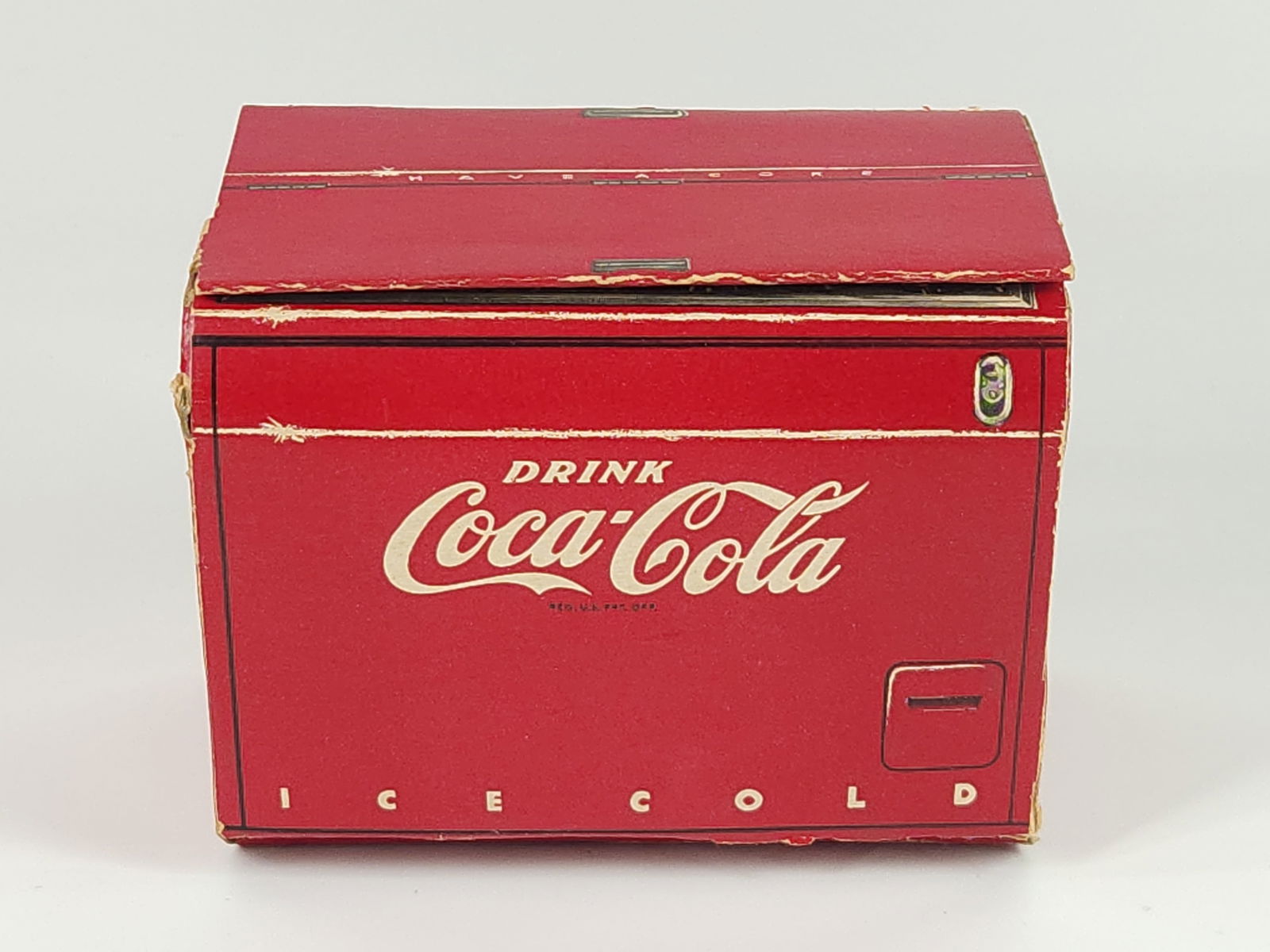 VINTAGE MINI CARDBOARD COCA COLA WE-6 COOLER (1 of 5)
