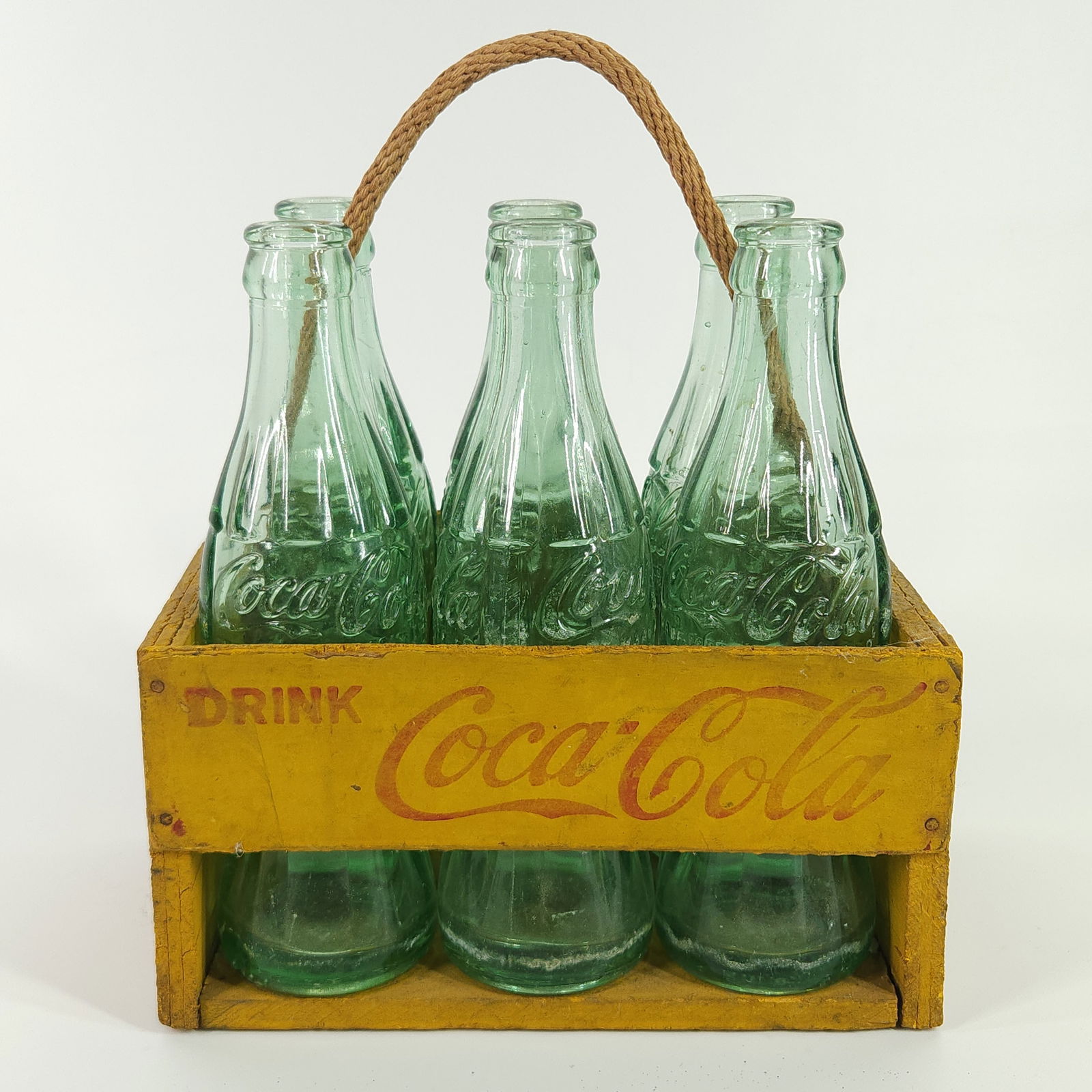 ANTIQUE WOOD COCA COLA CARRIER W/ ROPE (1 of 5)