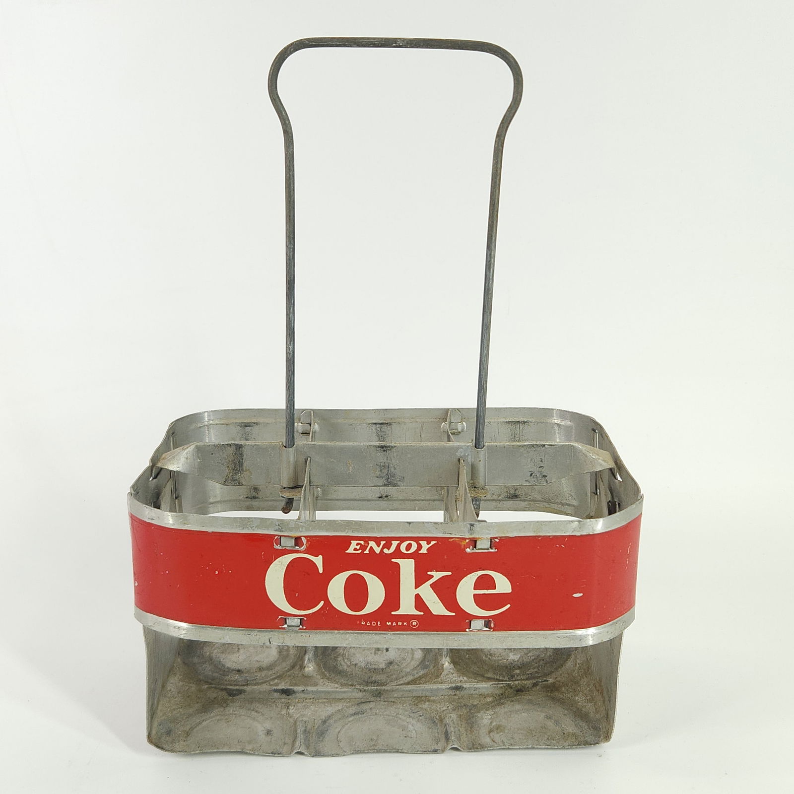 VINTAGE METAL ENJOY COKE COCA COLA BOTTLE CARRIER (1 of 8)
