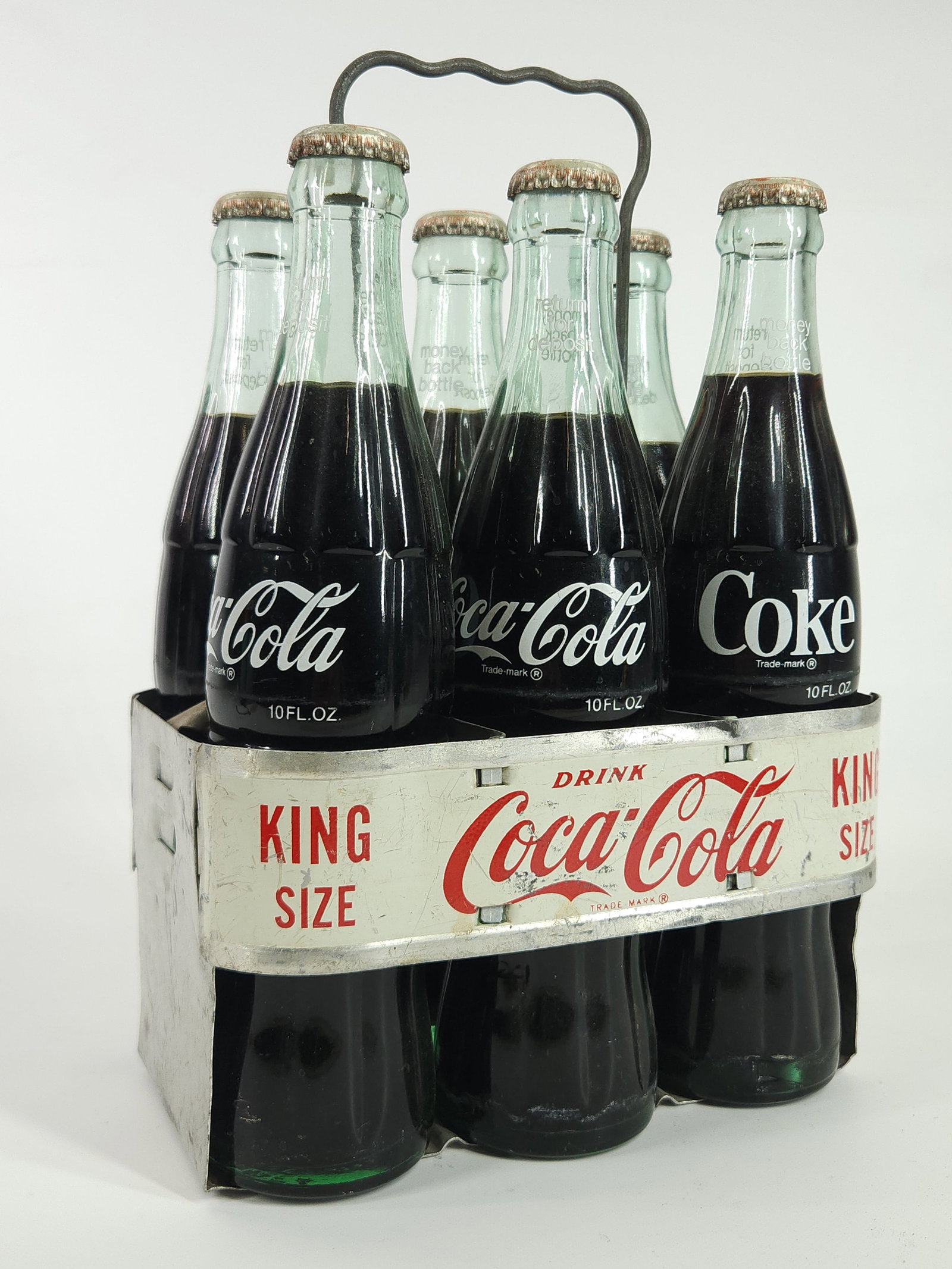 VINTAGE COCA COLA KING SIZE METAL CARRIER (1 of 6)
