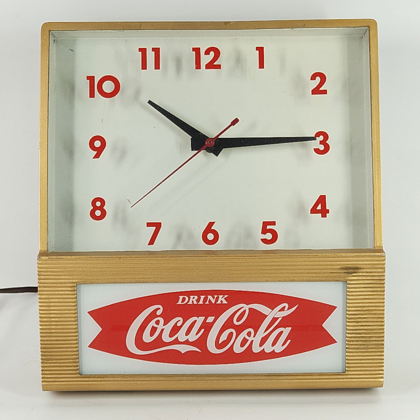 NICE VINTAGE COCA COLA LIGHTED CLOCK (1 of 5)