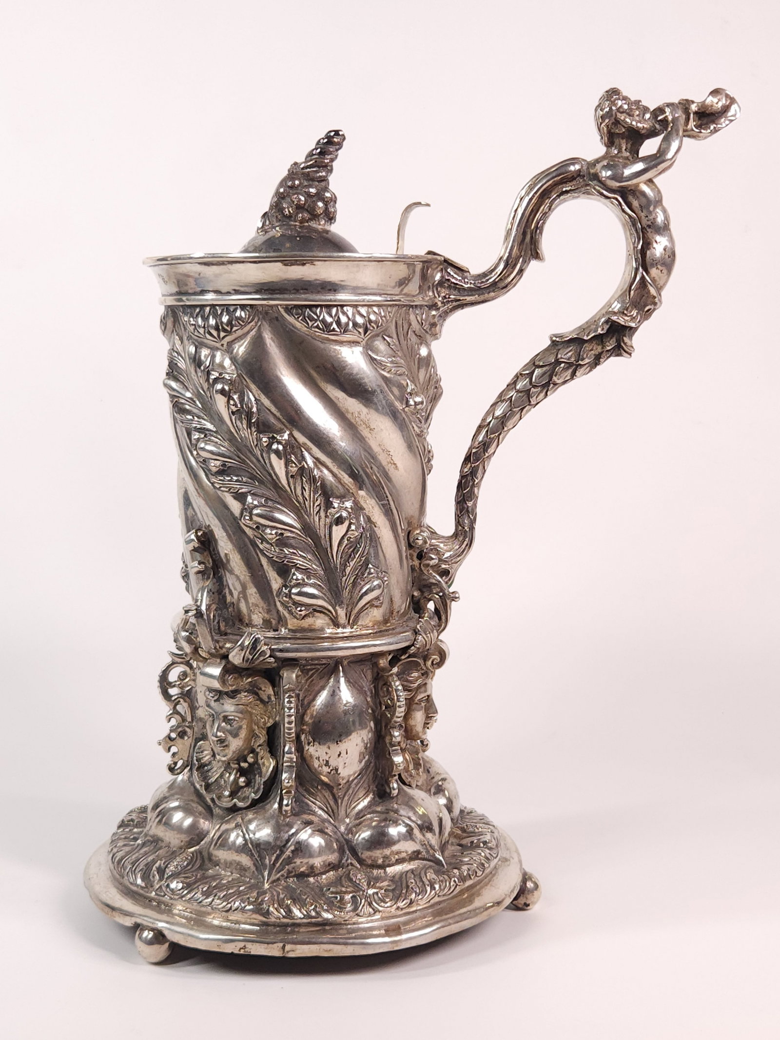 ANTIQUE SILVERPLATE NAUTICAL PENINSULA PITCHER (1 of 10)