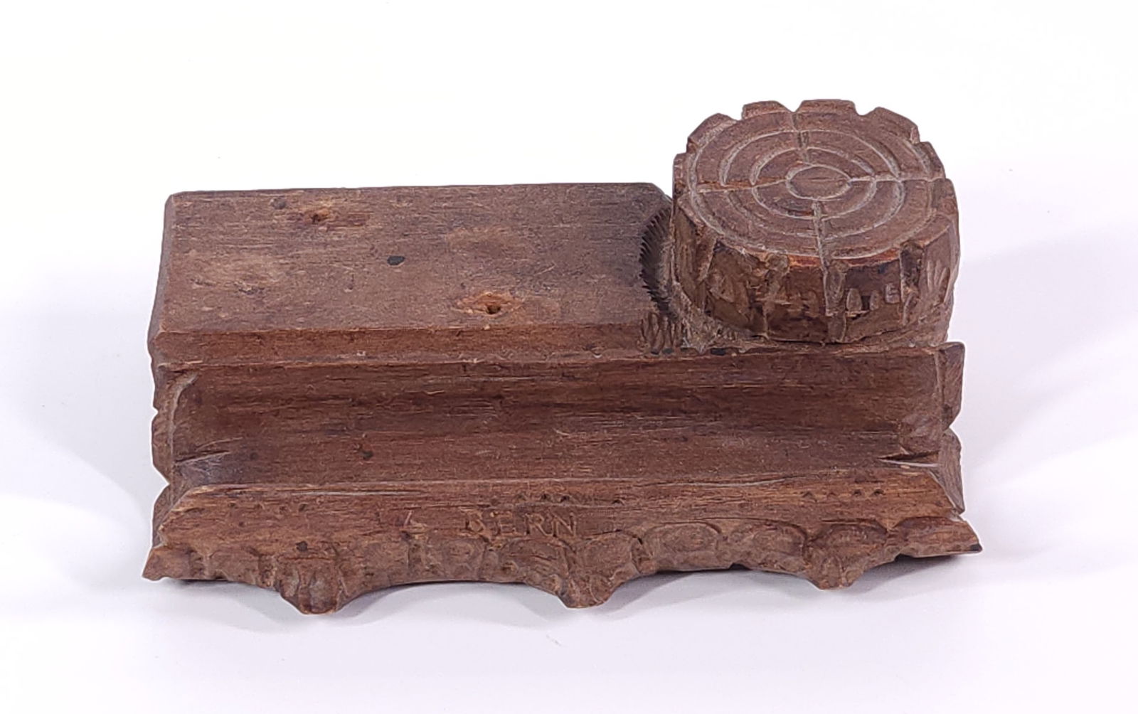 BLACK FOREST CARVED INKWELL PEN STAND (1 of 5)