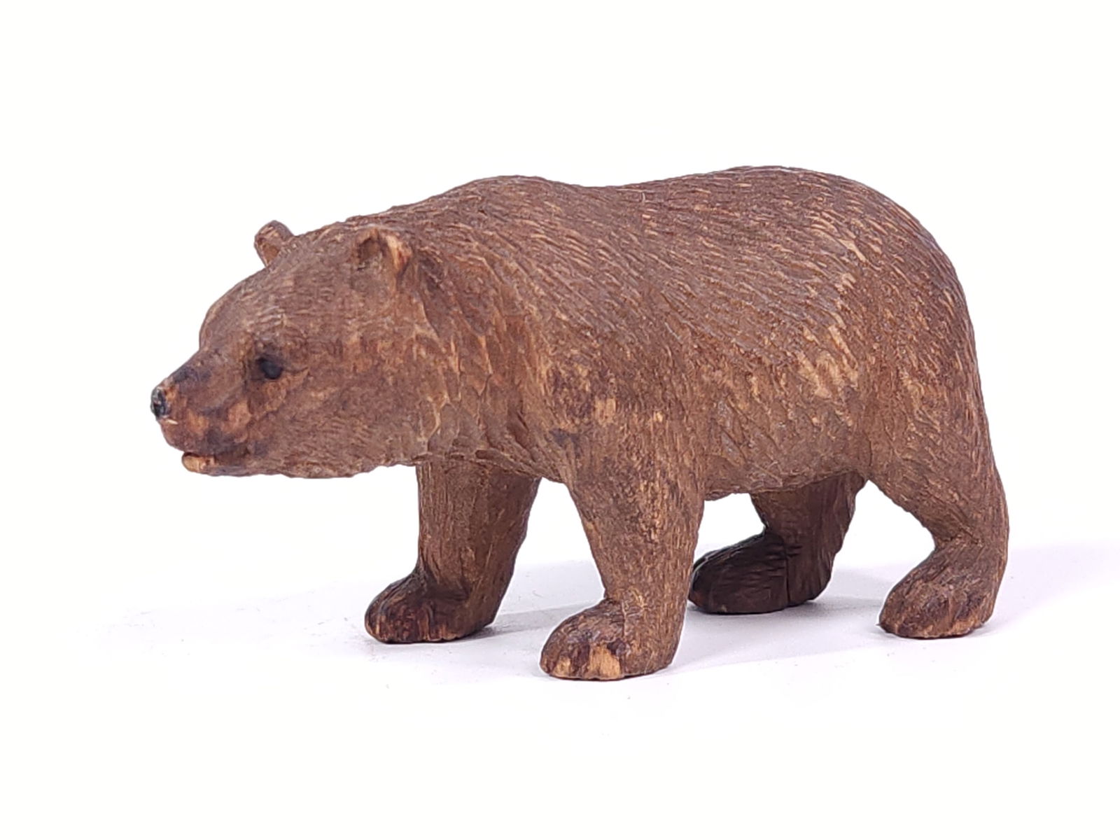 ANTIQUE BLACK FOREST WOOD CARVED WALKING BEAR (1 of 4)