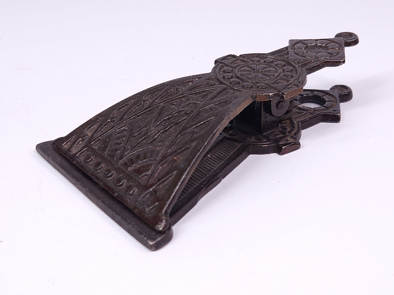 ANTIQUE CAST IRON FIGURAL DOCUMENT RECEIPT HOLDER (1 of 4)